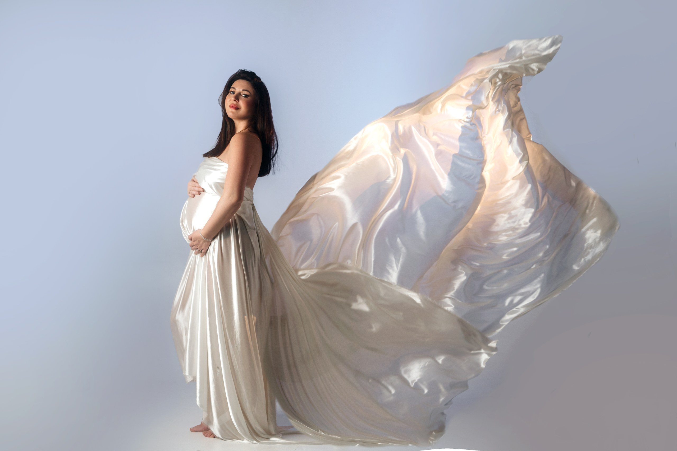 Беременность. Съемка в студии. Мила Посвит Фотограф новорожденных в Тобольске