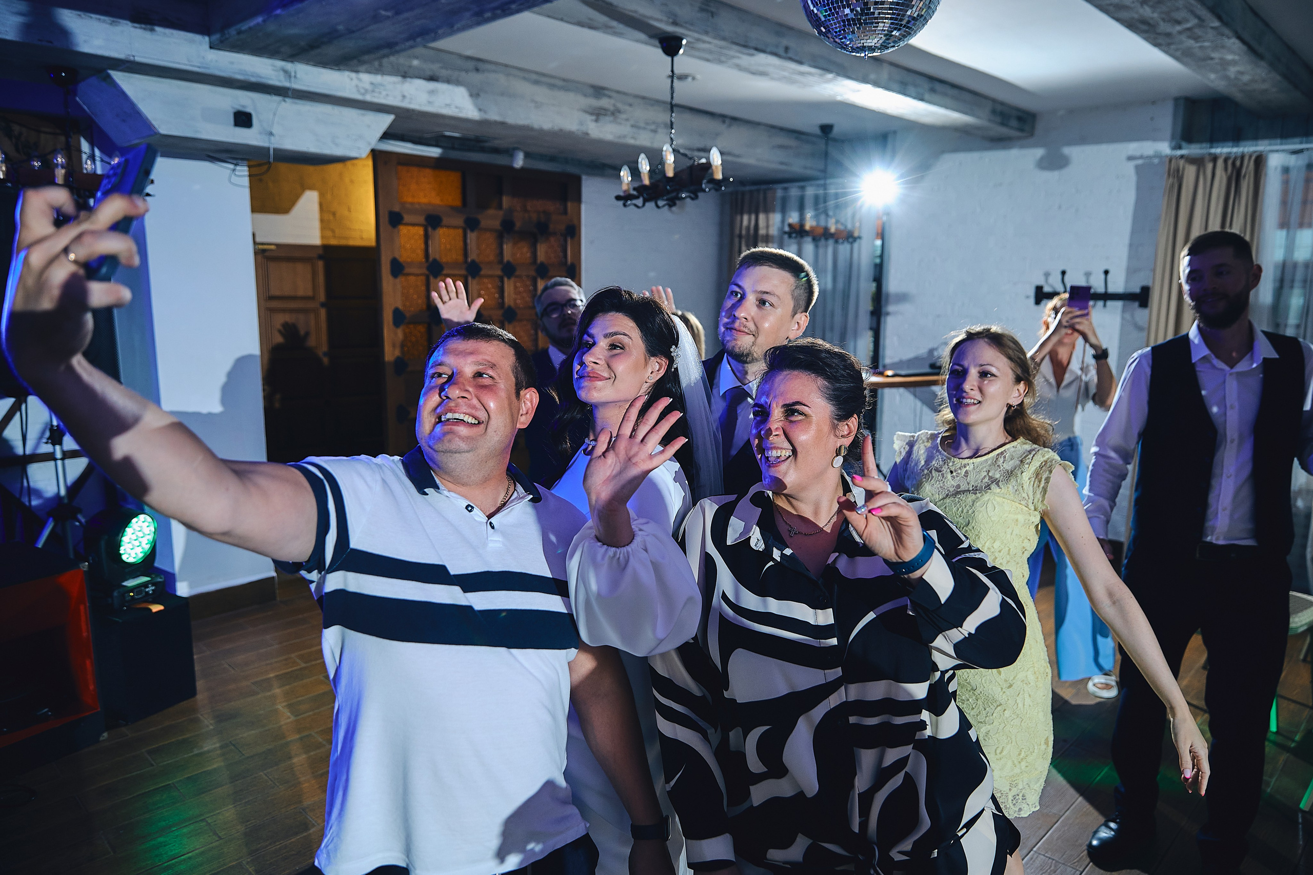 Стас и Дарья свадьба в Пикколо Аморе. Свадебный, контент фотограф в Кемерово Любовь Гальцова