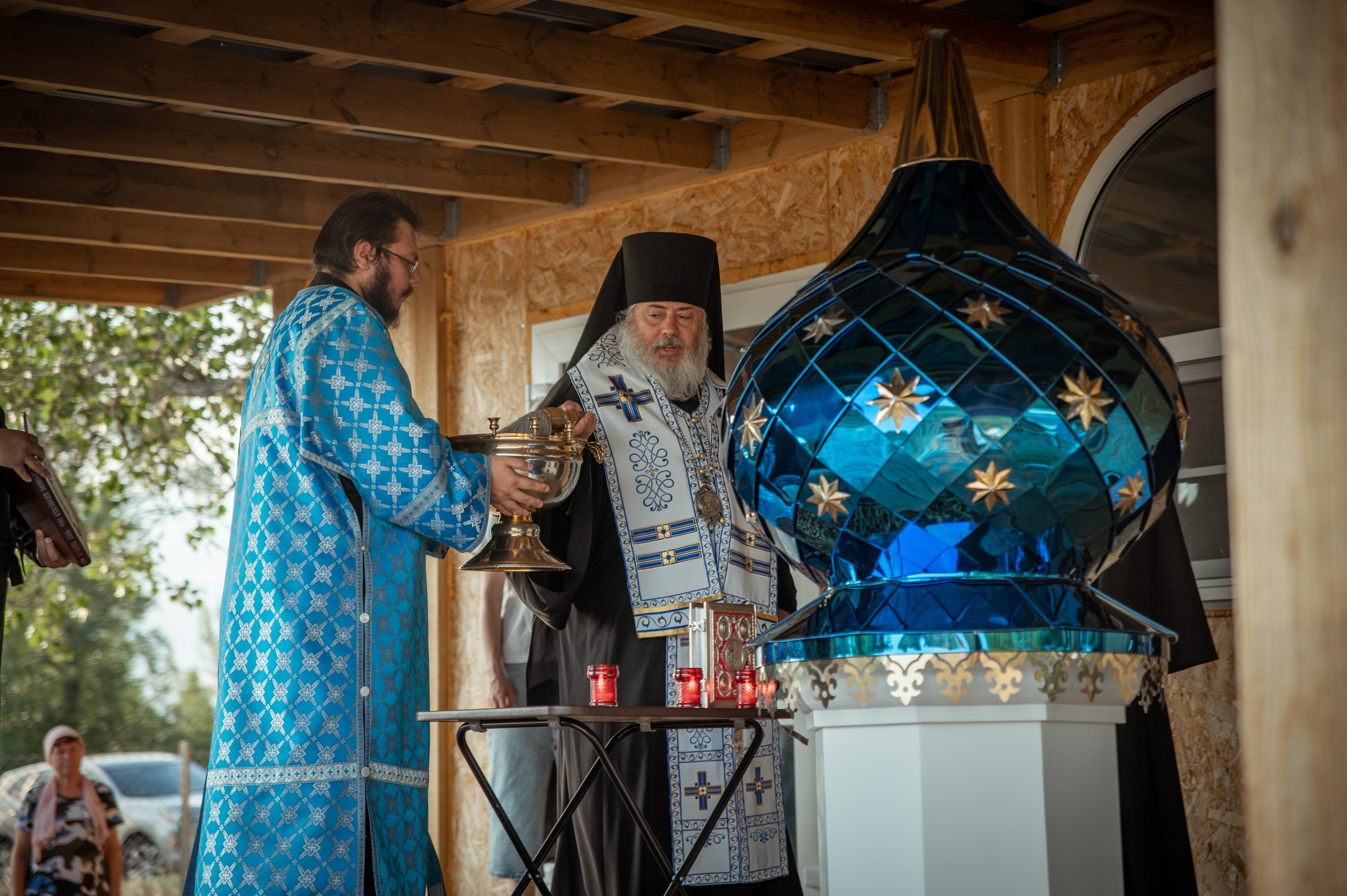 Освещение купола в храме Казанской иконы Божьей Матери х. Закутский. Церковный, семейный и репортажный фотограф Волгоград, Волжский