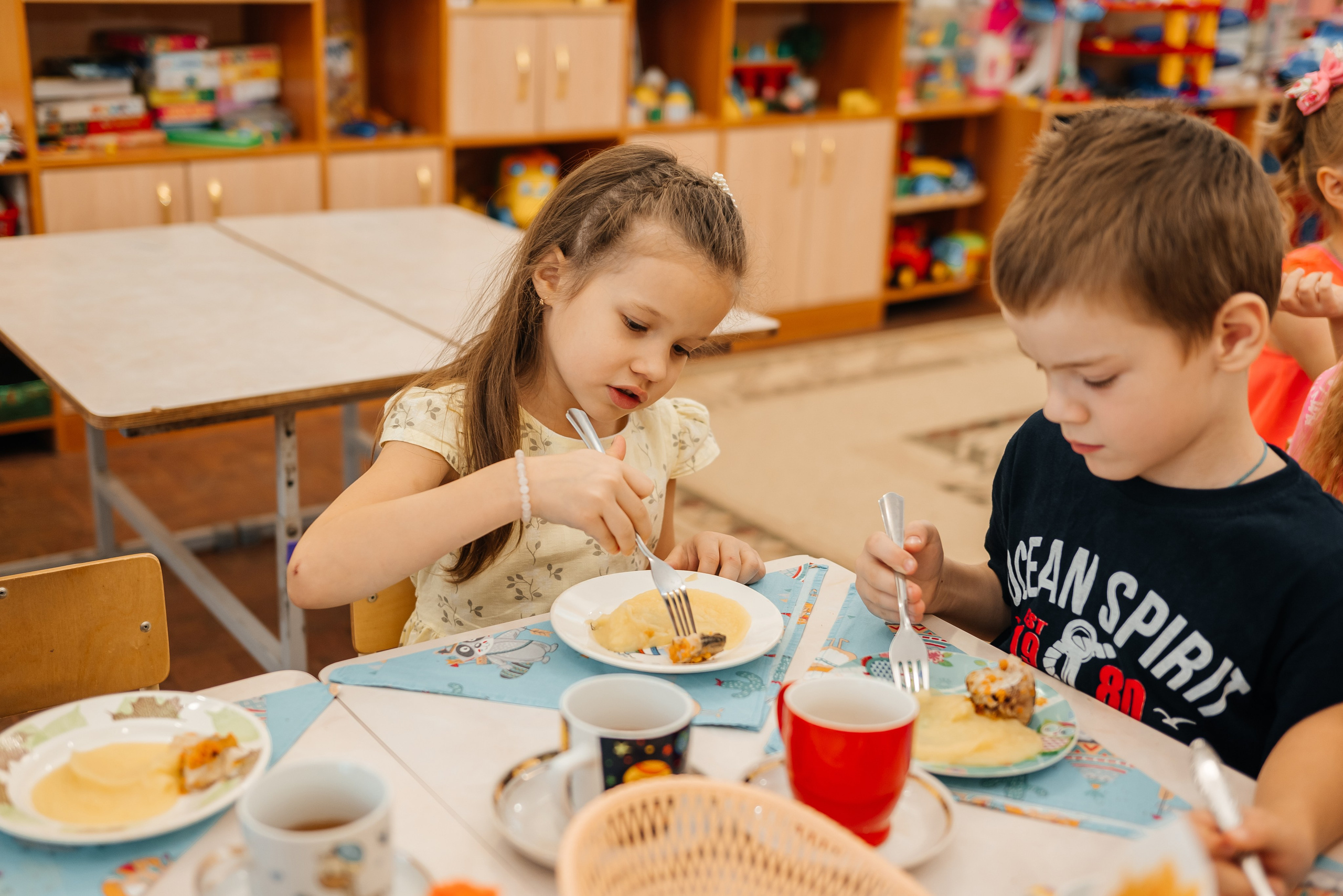 Детский сад. Фото. Современные выпускные альбомы. Воткинск