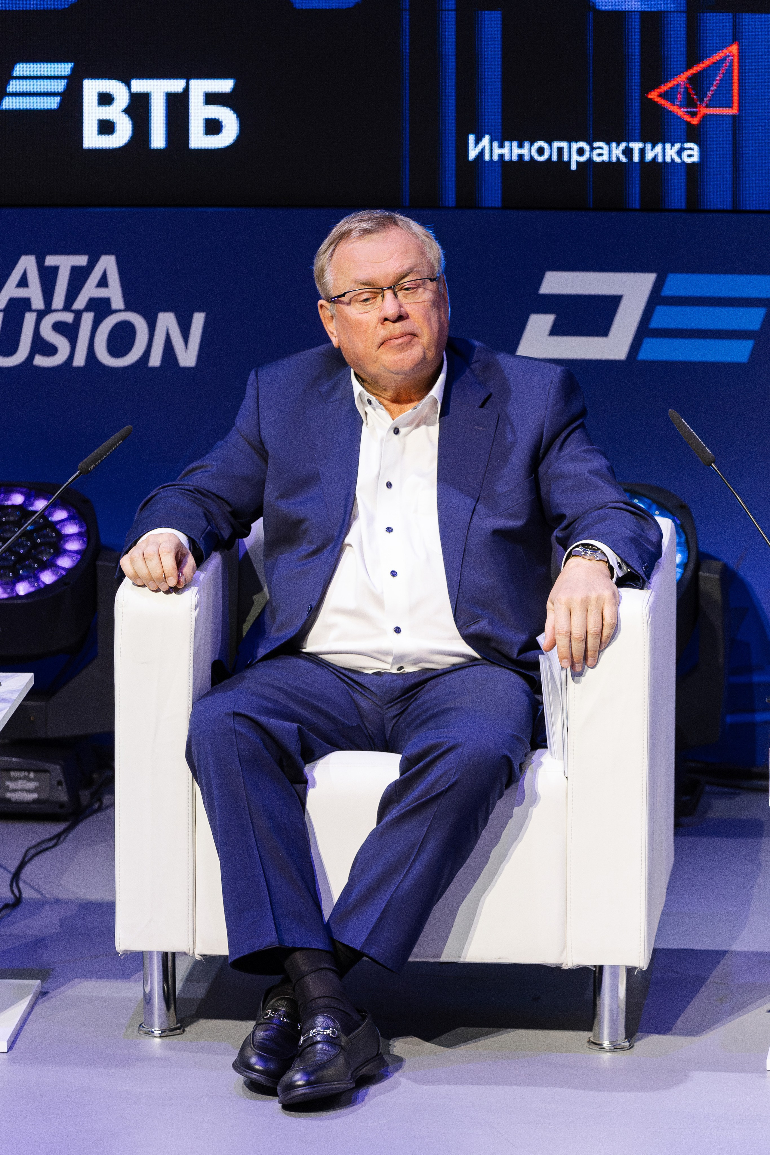 Data Fusion. Свадебный репортажный фотограф в Москве