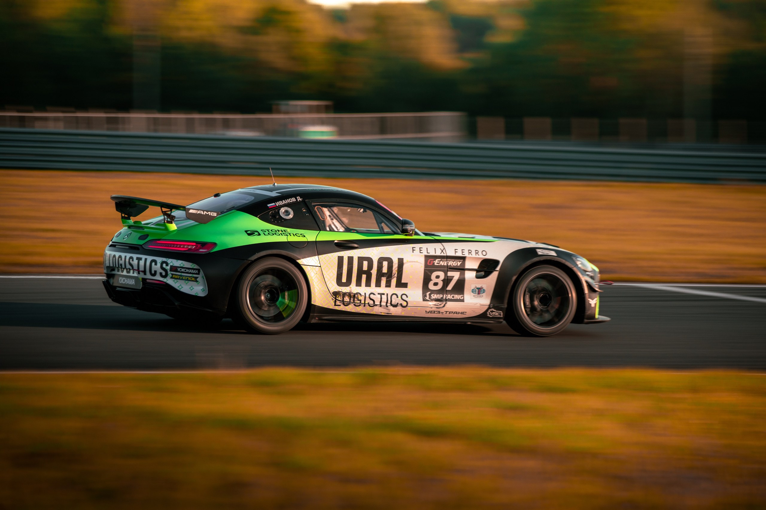 Кольцевые гонки. Спортивный фотограф — Никита