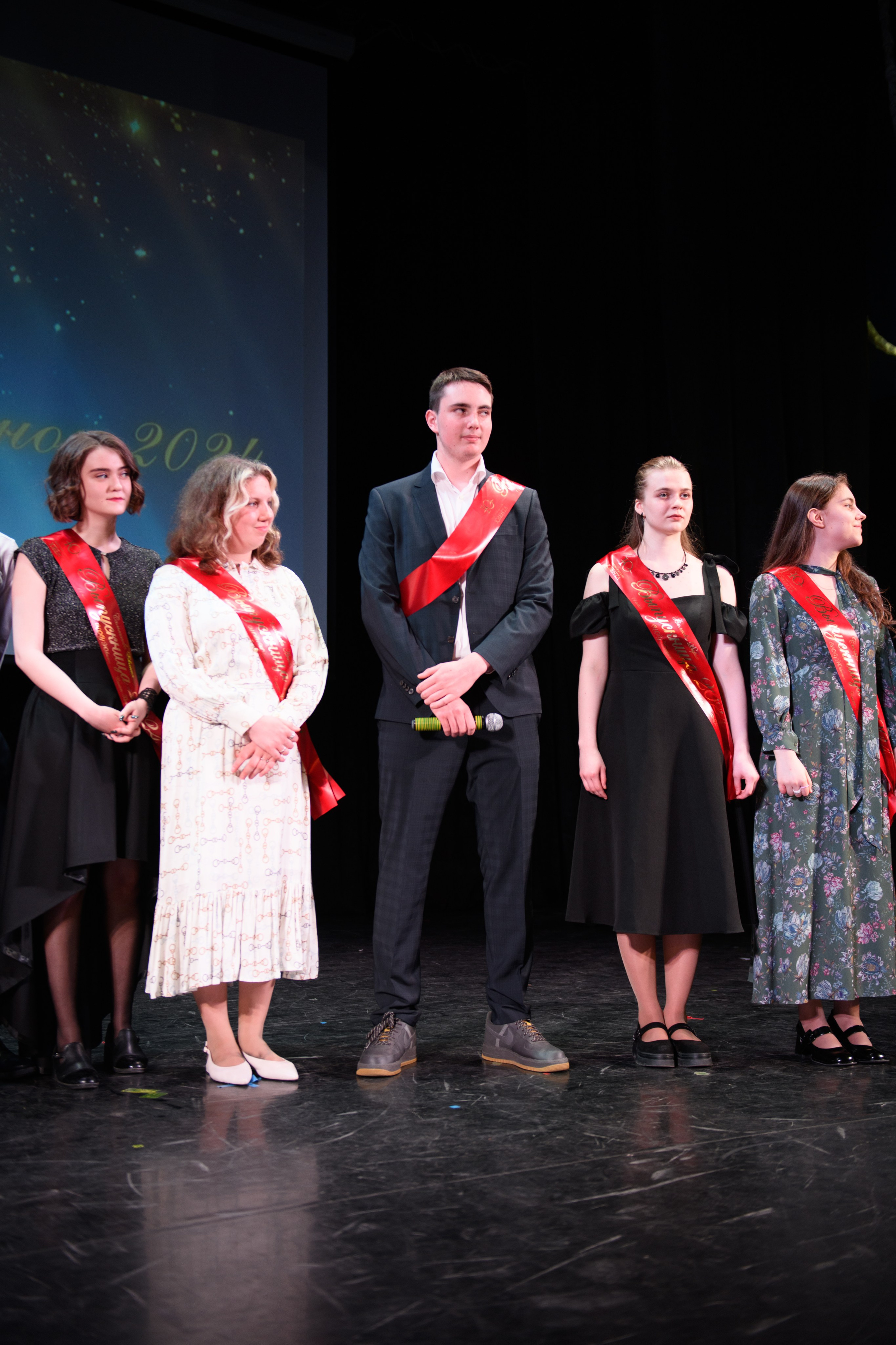 Фотосъёмка торжественного вечера выпускников. Организация и проведение фотосъемок в Санкт-Петербурге. Фотограф Смирягин Илья