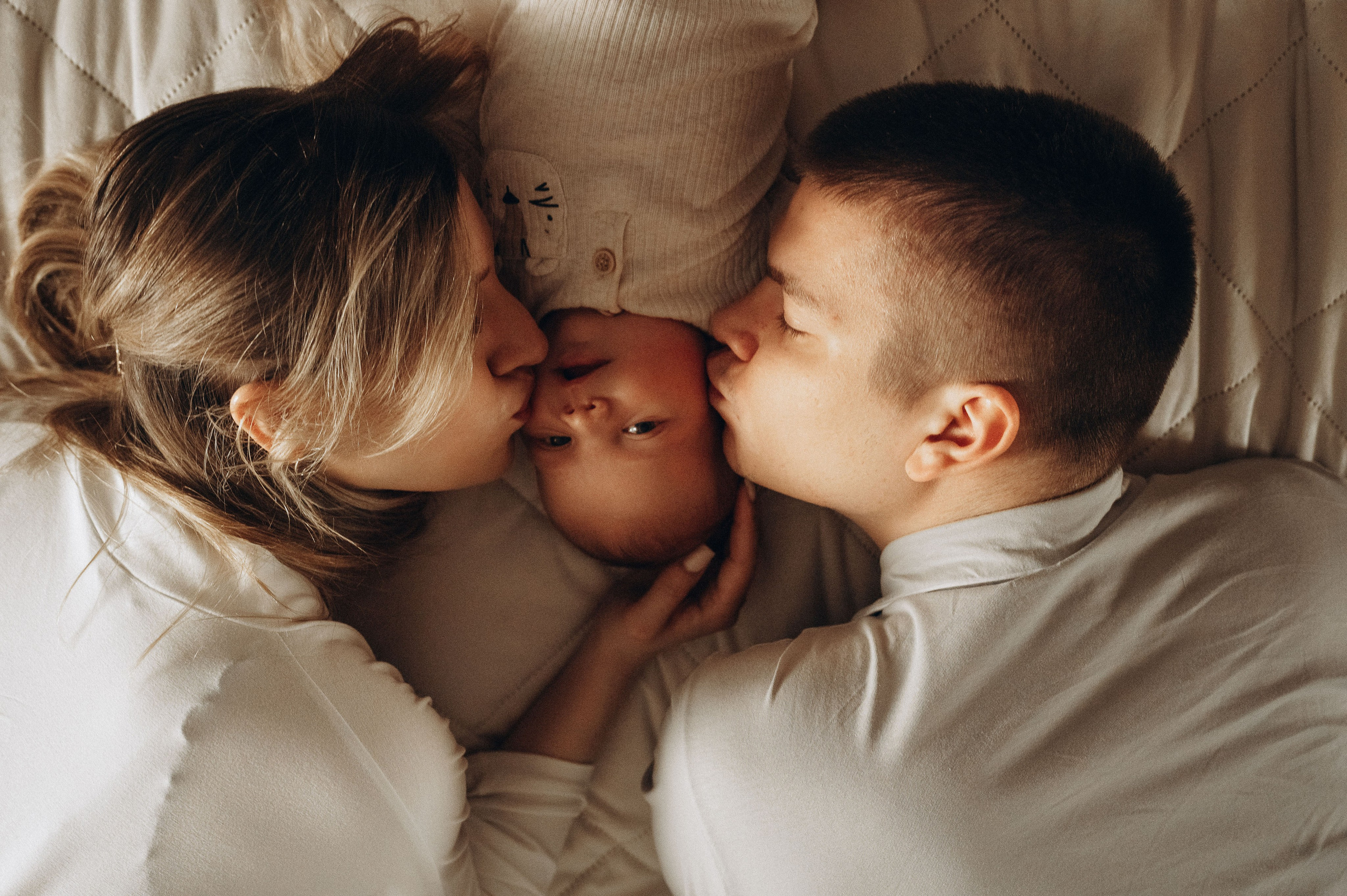 Иван, Ксения и Лев. Фотограф беременности и семьи, домашние съемки, Ньюборн