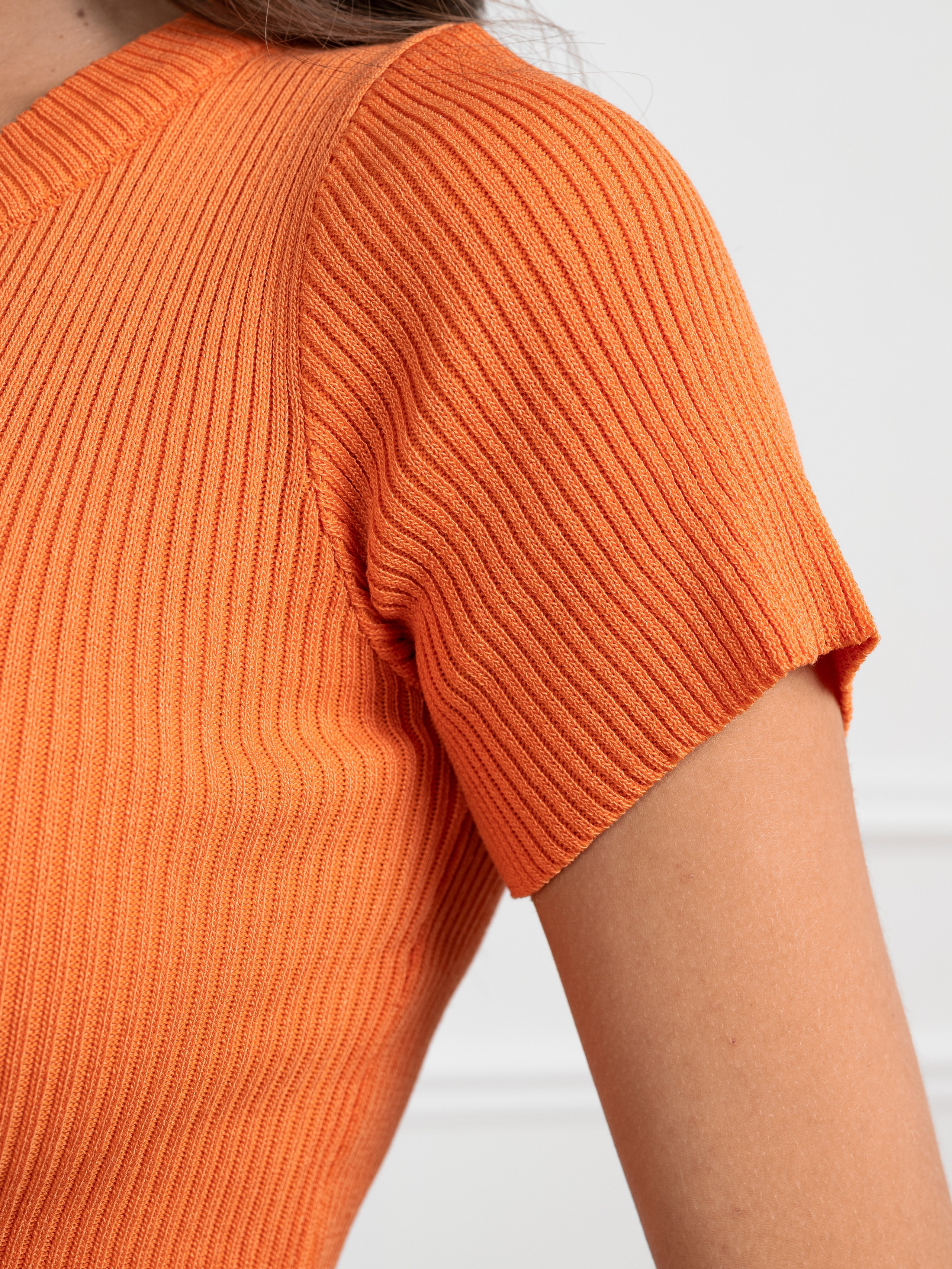 Футболки. Предметный фотограф, фото для маркетплейсов Пятигорск, КМВ