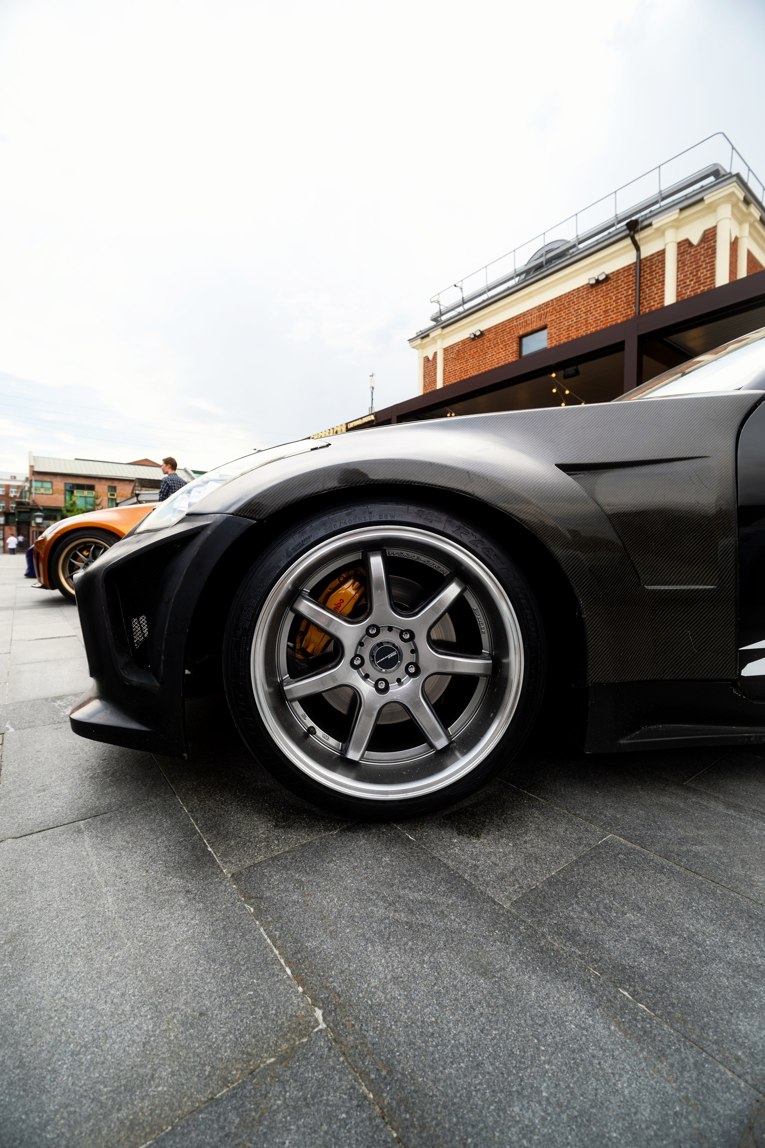 Автовыставка Nissan Z. Malenkyia
