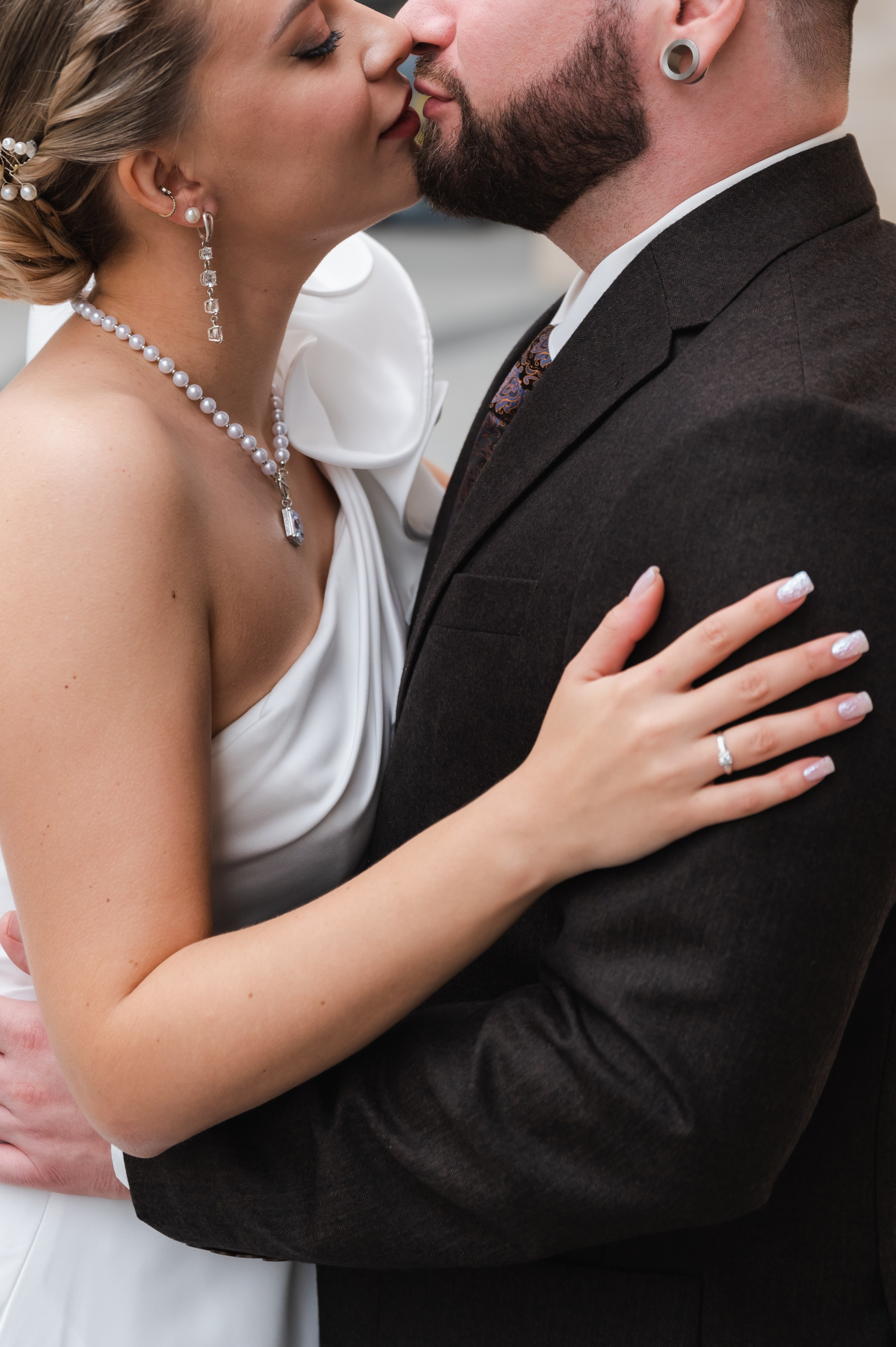 Свадебная фотосессия в фотостудии с видом на Петербург. Портретный и репортажный фотограф в Санкт-Петербурге | Валерия Кайряк