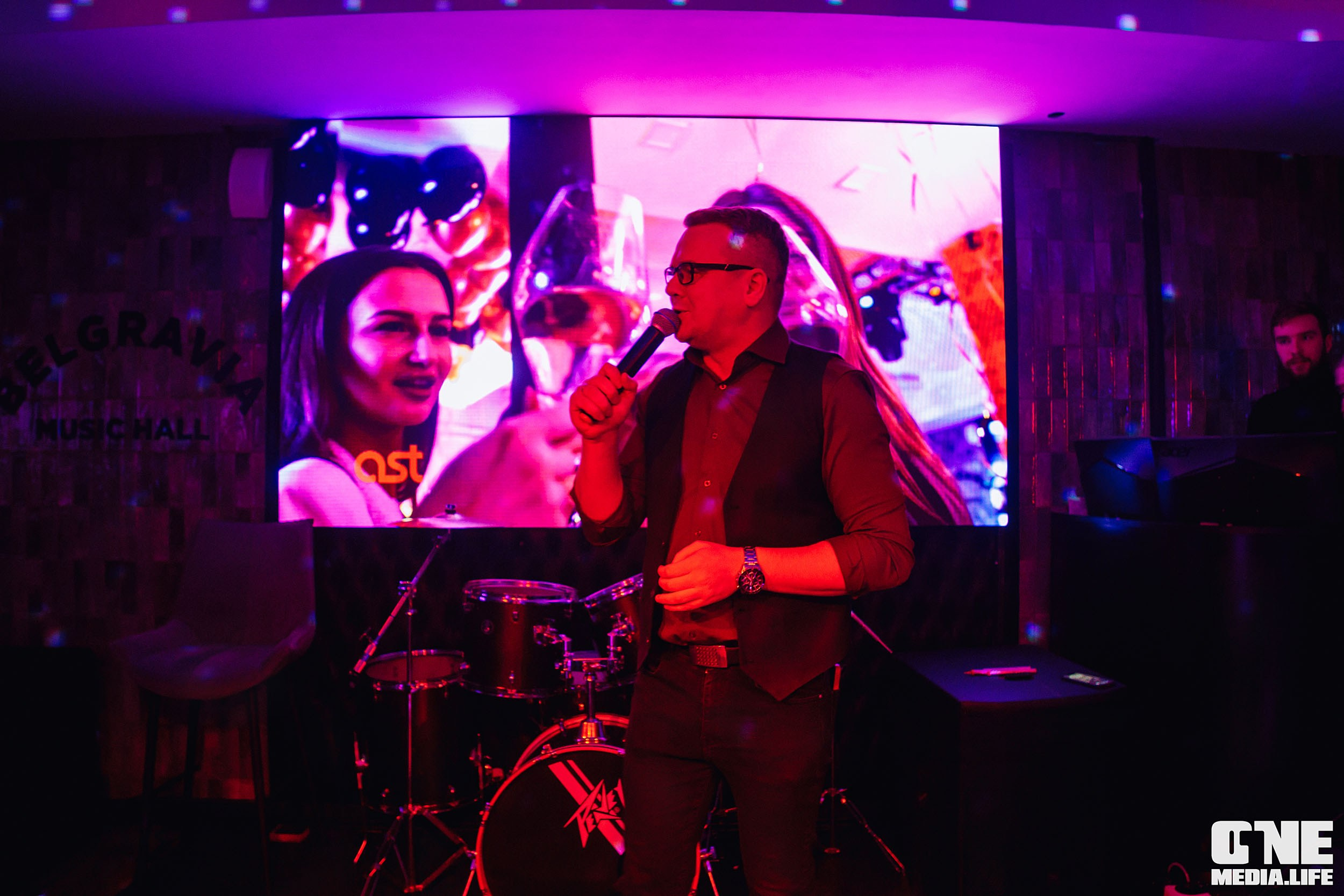 Пятница в Белгравии. One Media Life: фоторепортажи, фотоотчеты с мероприятий и заведений