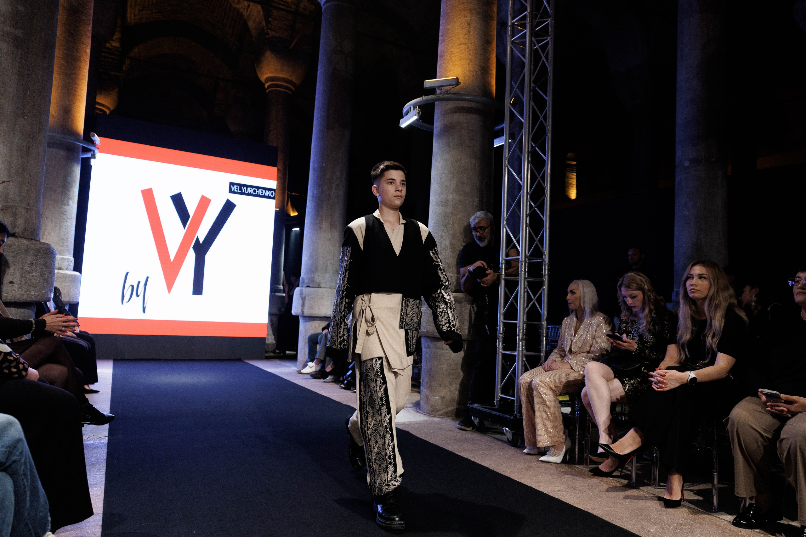 IFB-показ. About