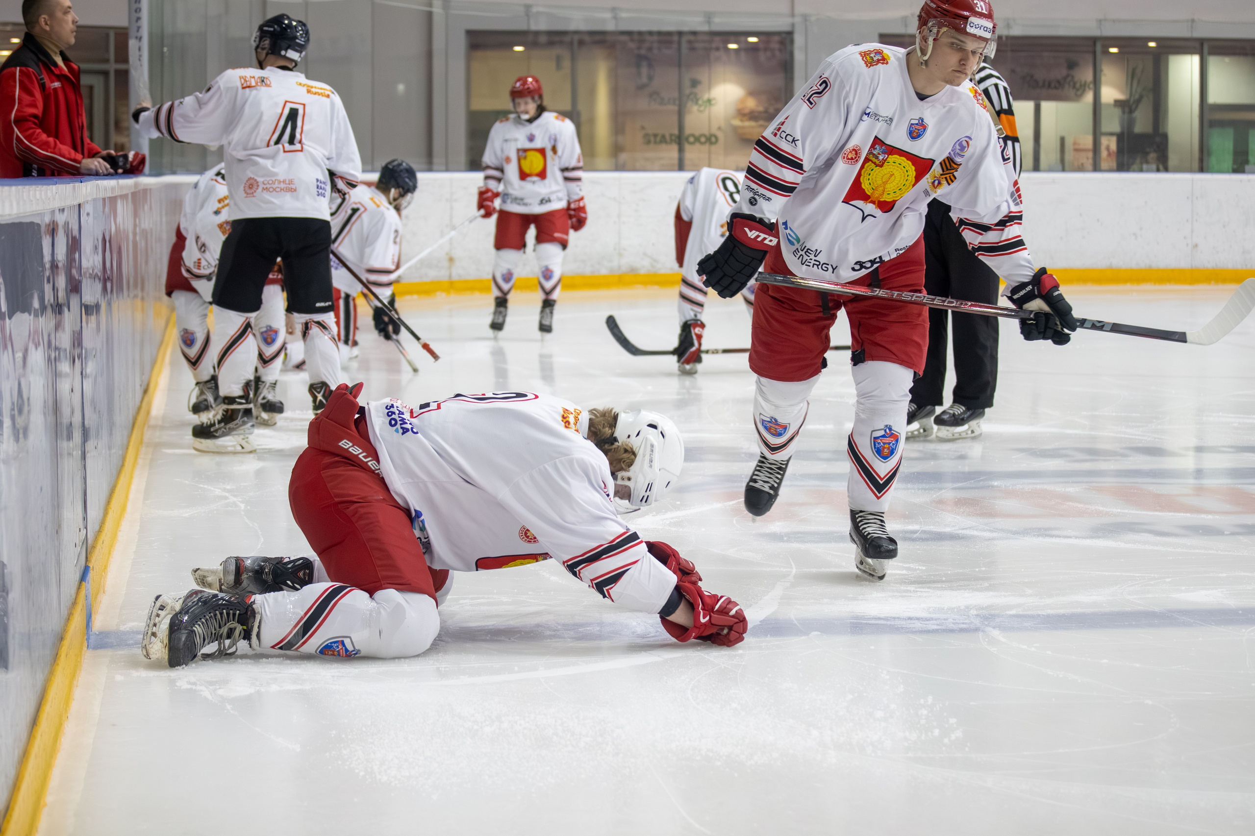 Хоккей Серпухов. Свадебный и семейный фотограф и видеограф в Серпухове — Игорь Антипов