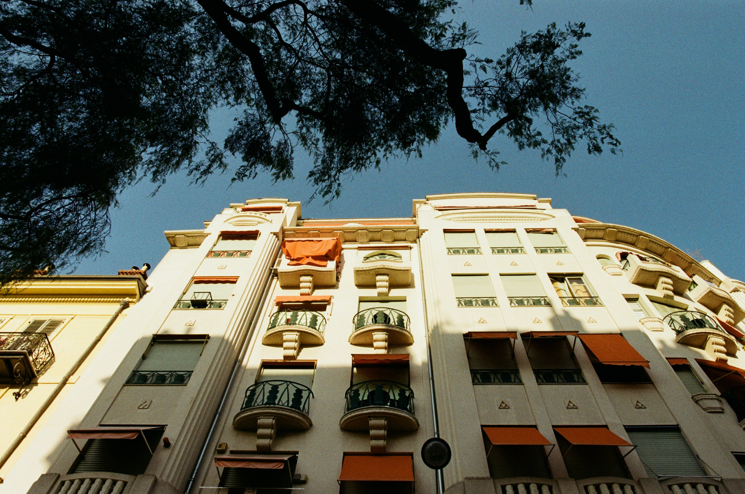 The contract // france, nice. EVER EXPOSED