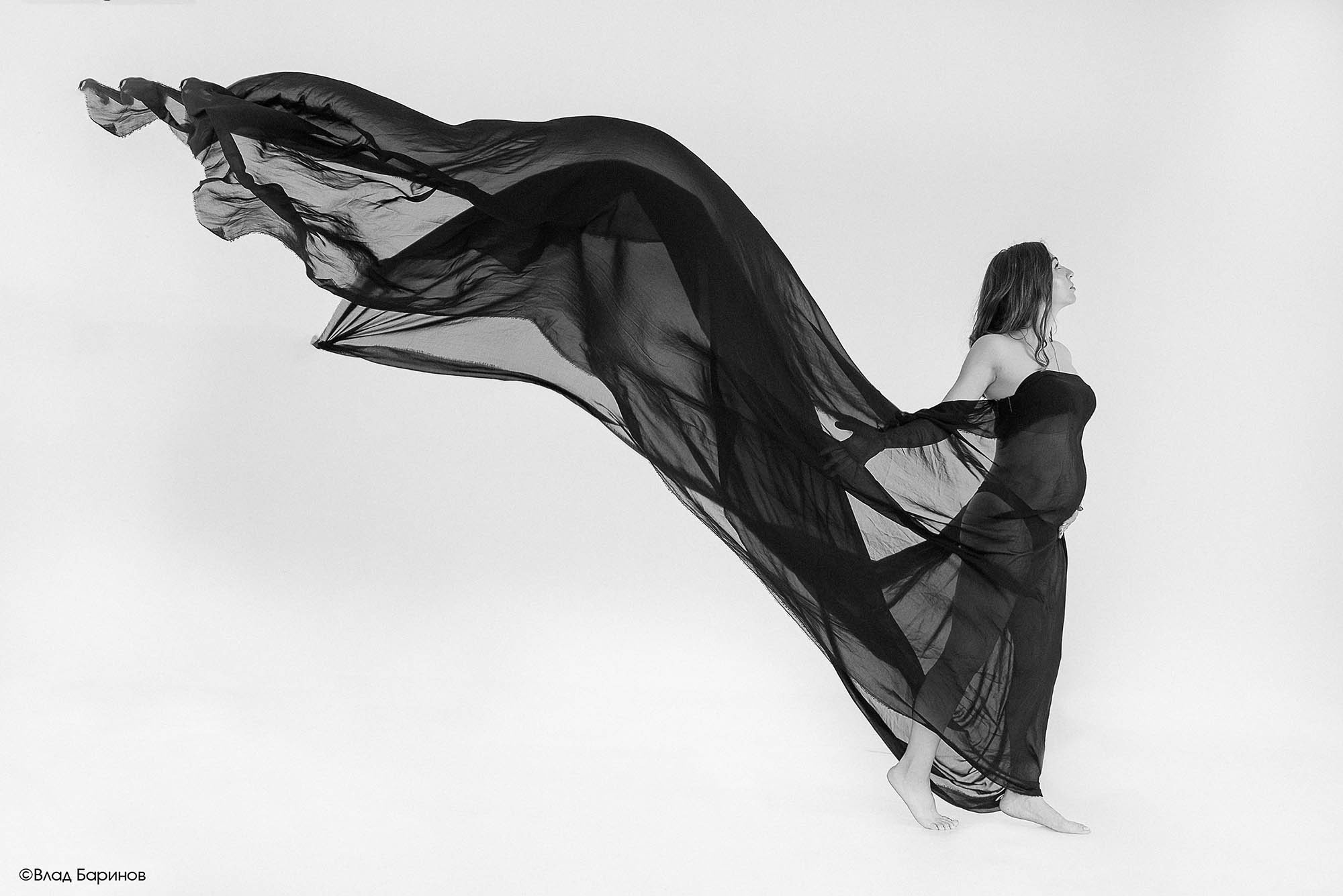 Беременная фотосессия с тканью Нижнем Новгороде