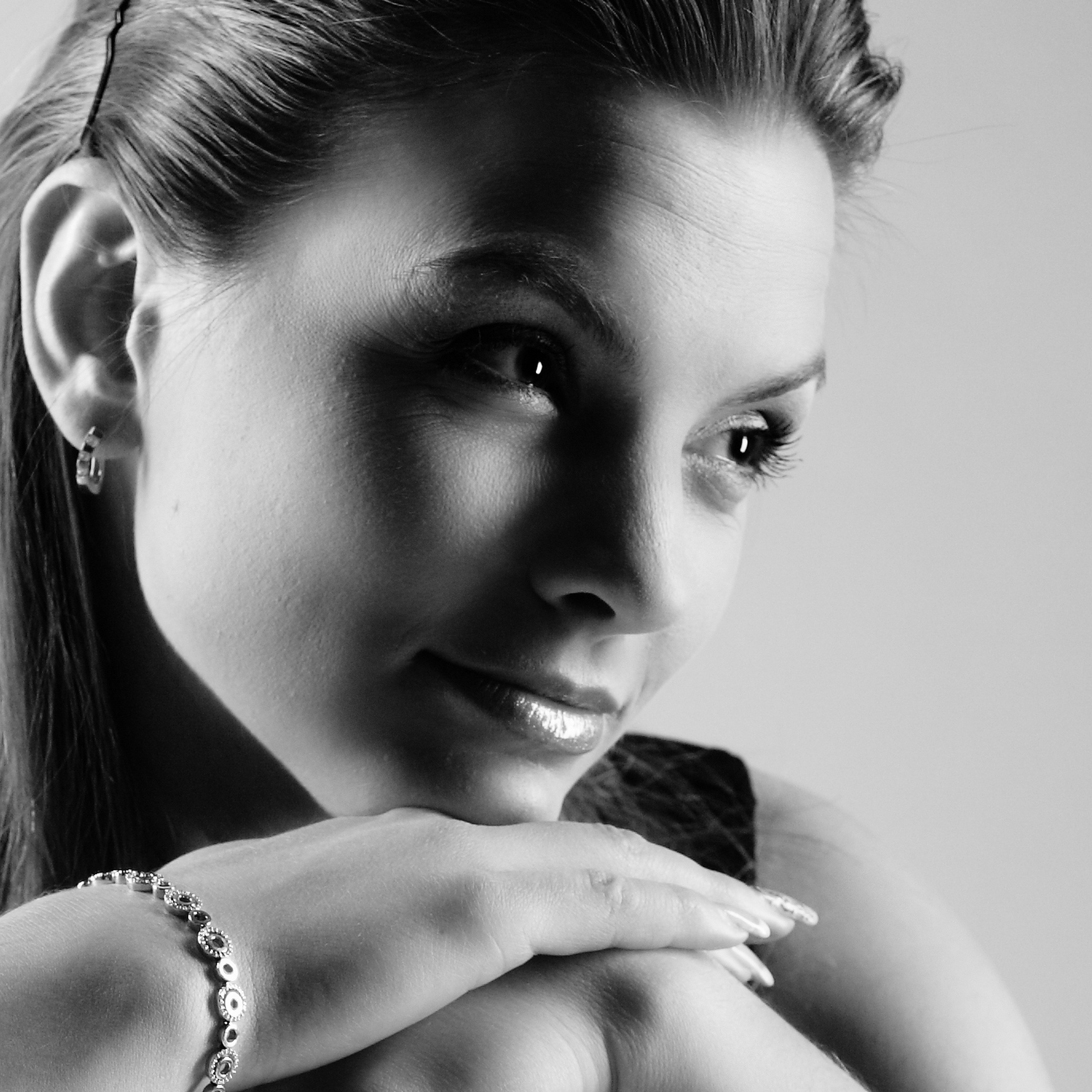 Профессиональный фотограф Алексей Спиридонов, Москва — интерьер, промышленная и семейная съёмка, портреты, репортажи, флористика