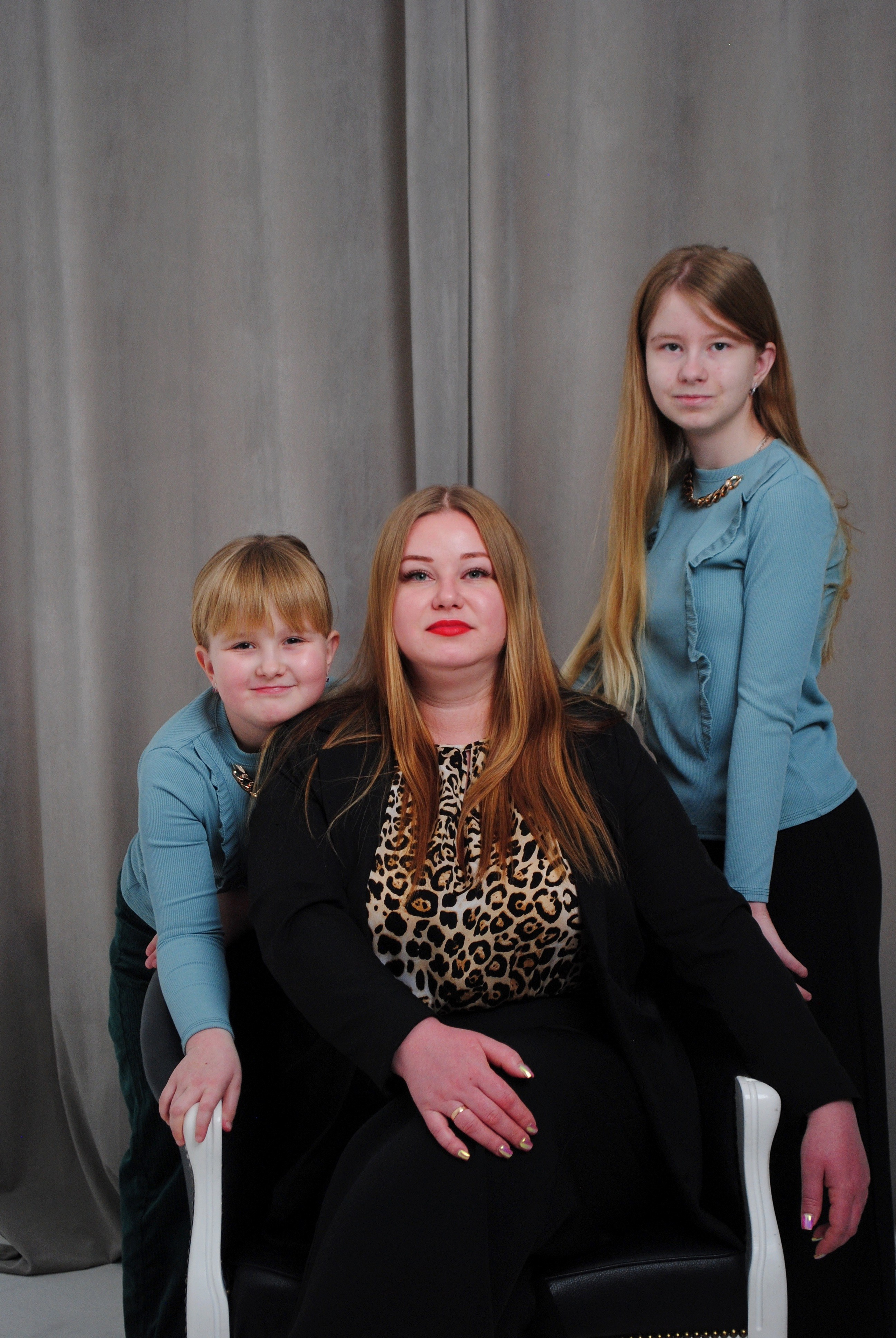 Маша и девочки. Фотограф Мария Мусаелян