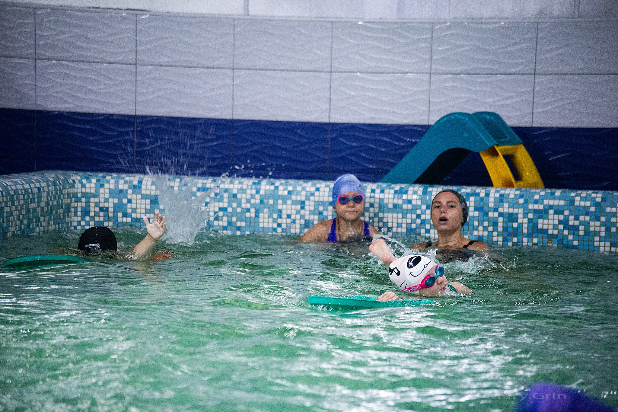 Плаванье. Детский бассейн. Детский и семейный фотограф, фотограф мероприятий Нижний Новгород