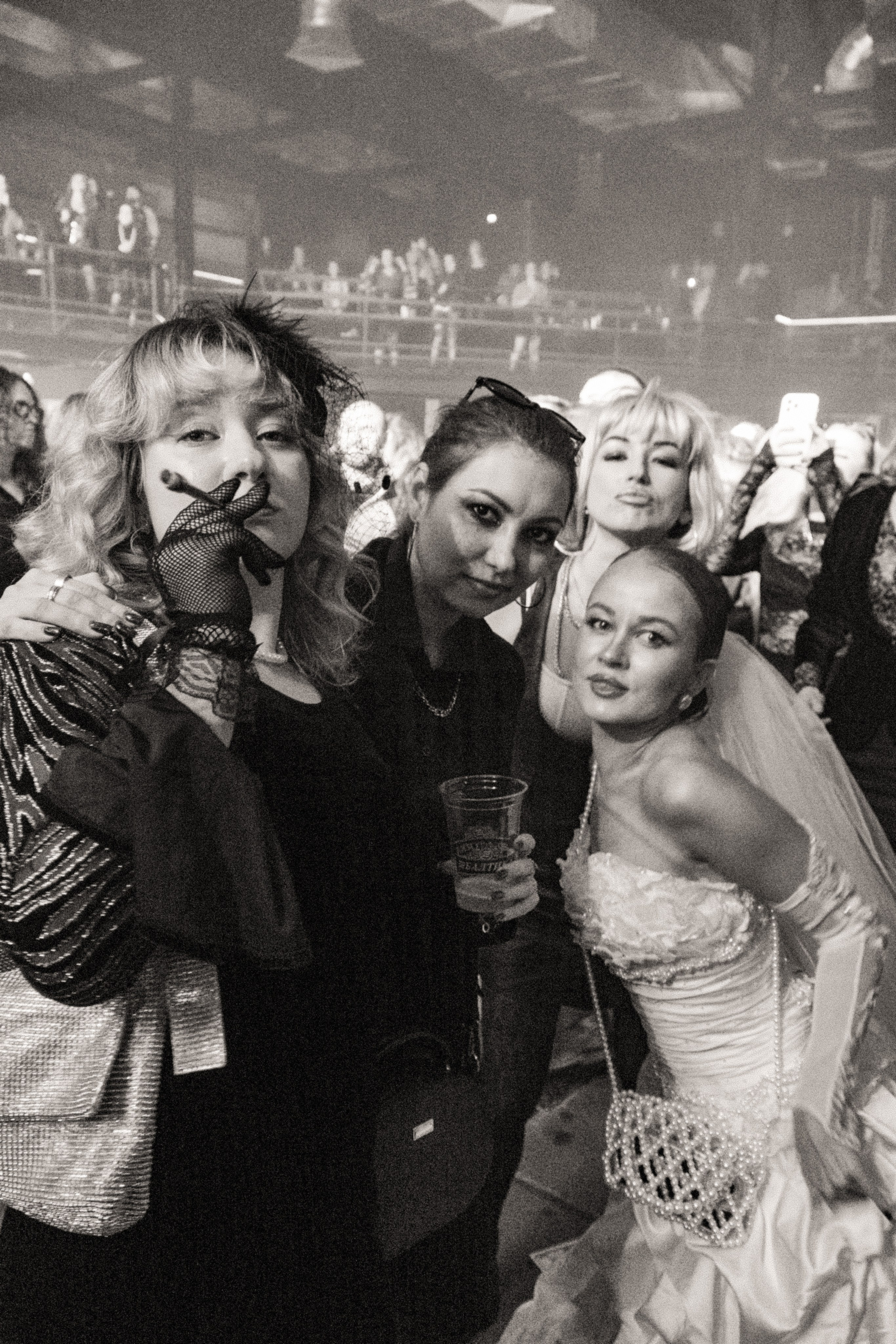 Бандитский Петербург: b&t. Фотограф в Санкт-Петербурге Авдотья Благовещенская