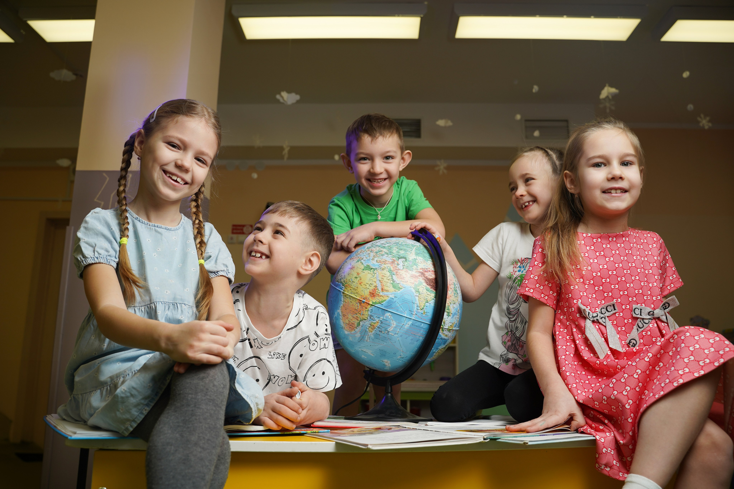 Выпускные альбомы для детских садов в Красноярске от AlbomKras 🎀🍀. AlbomKras -выпускные альбомы Красноярска с авторским дизайном и качественной фотосъемкой! ⭐⭐⭐⭐⭐ 5.0