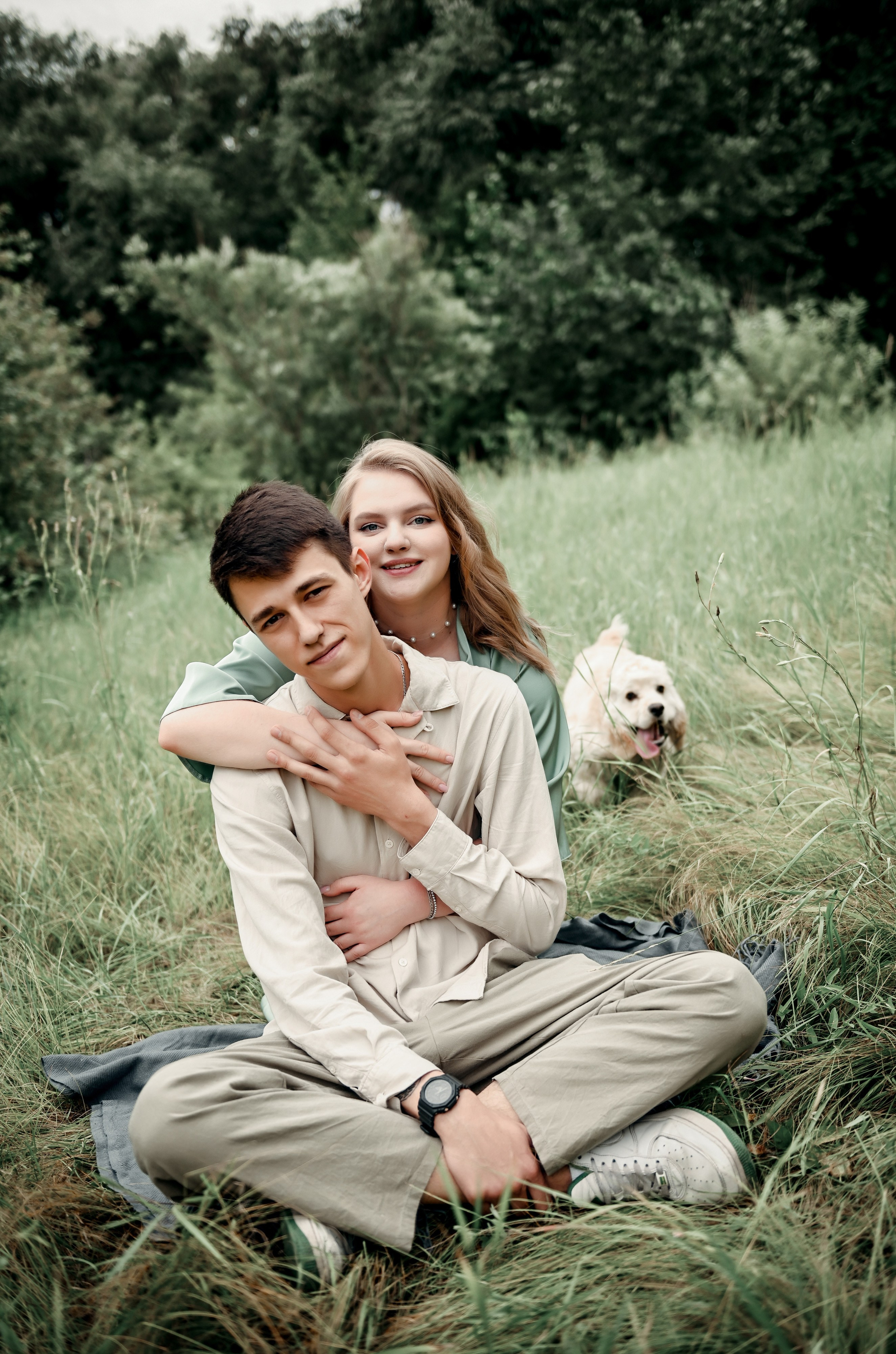 Love story прогулка вместе с песиком))). Свадебный, семейный, детский, контент фотограф в Омске Максим Ильин