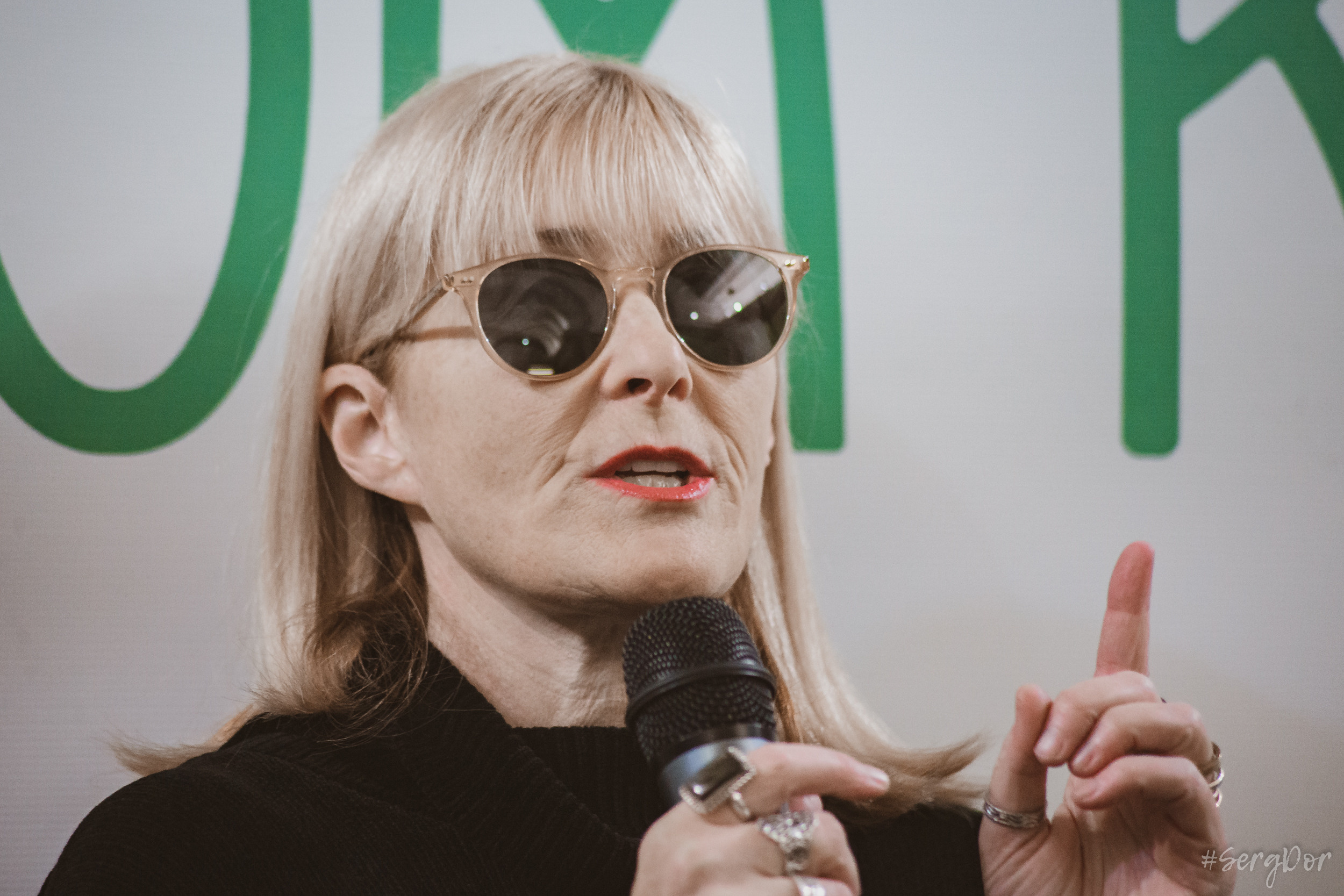 Дом книги, Джоанна Стингрей, Презентация книги, Конец андеграунда, Русский рок, 08 января 2022 года, Санкт-Петербург, Питер, #SergDor, 08.01.2022