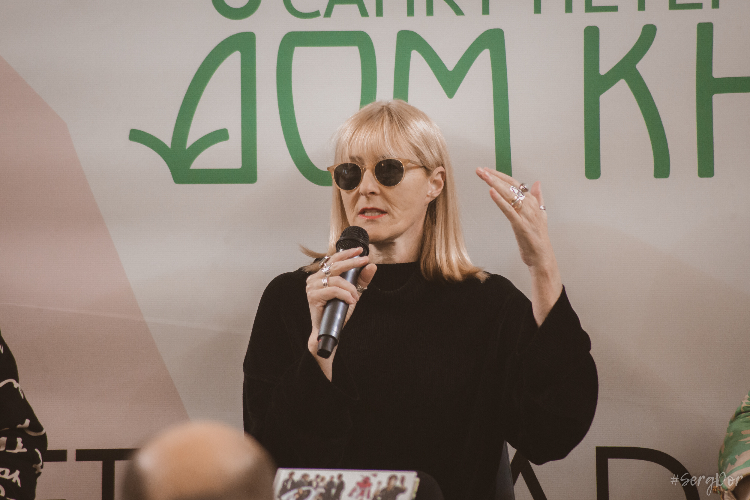 Дом книги, Джоанна Стингрей, Презентация книги, Конец андеграунда, Русский рок, 08 января 2022 года, Санкт-Петербург, Питер, #SergDor, 08.01.2022