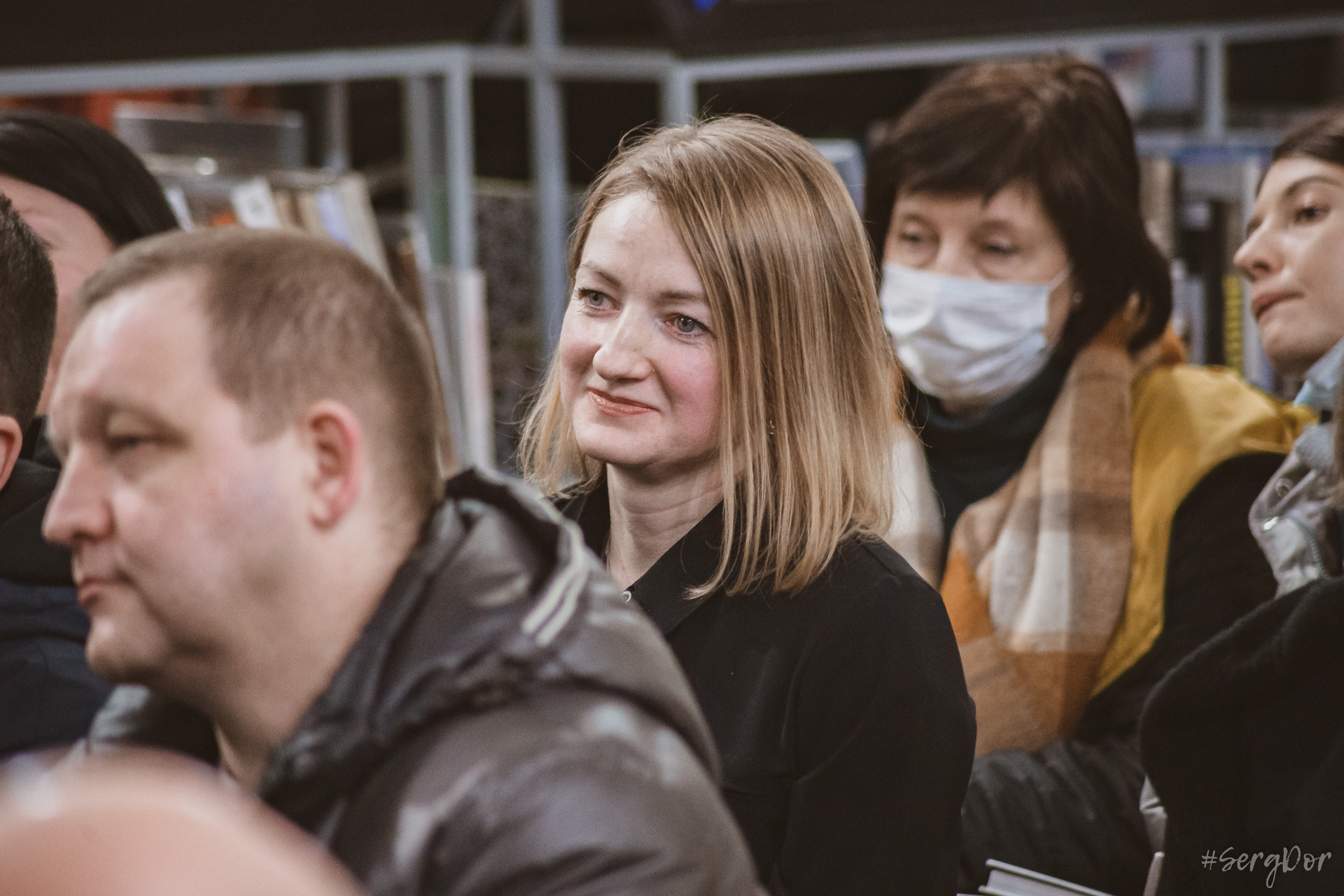 Дом книги, Джоанна Стингрей, Презентация книги, Конец андеграунда, Русский рок, 08 января 2022 года, Санкт-Петербург, Питер, #SergDor, 08.01.2022