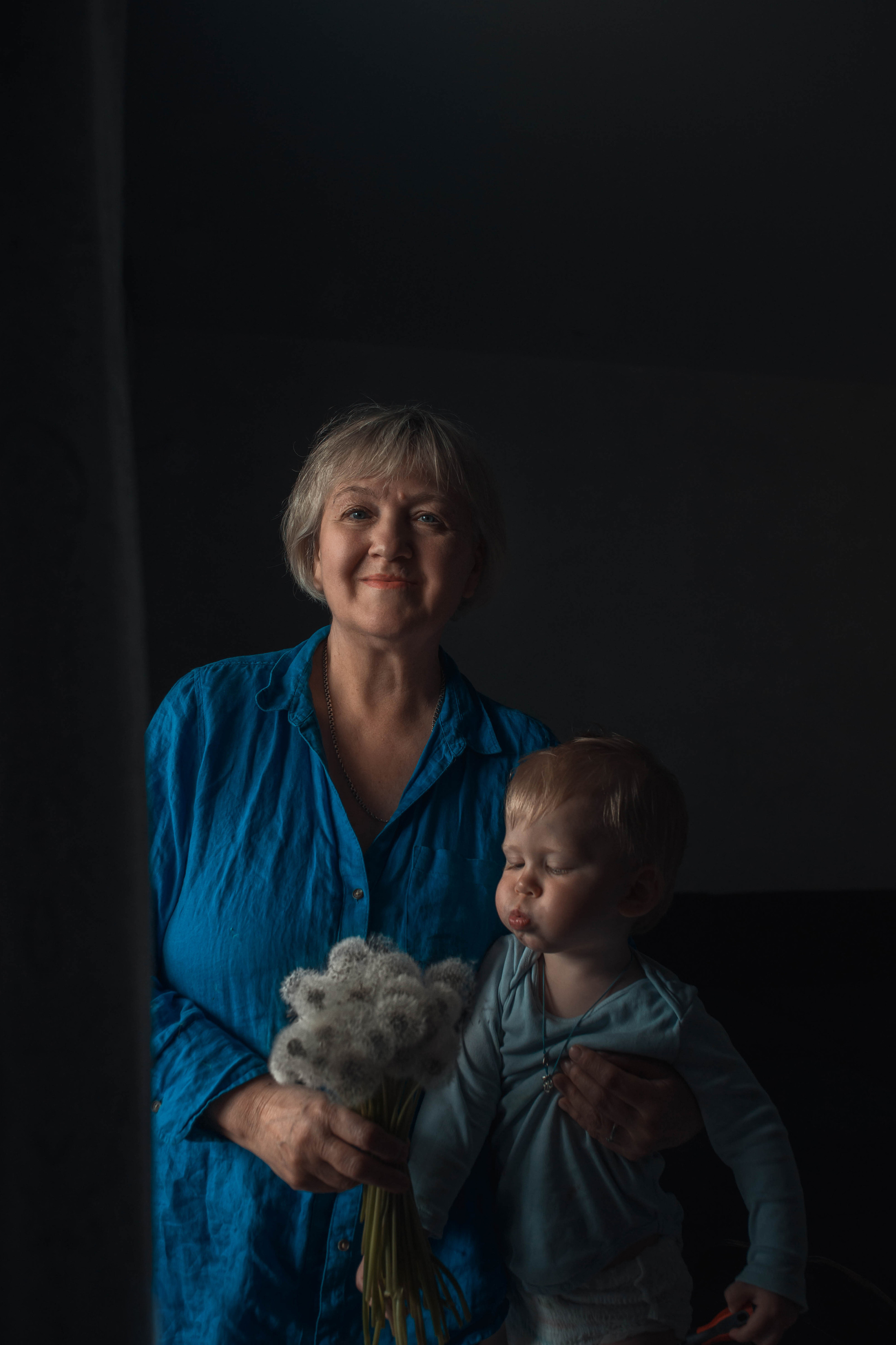 Бабушка и внук. Фотограф на крещение в Саратове Марина Грушина