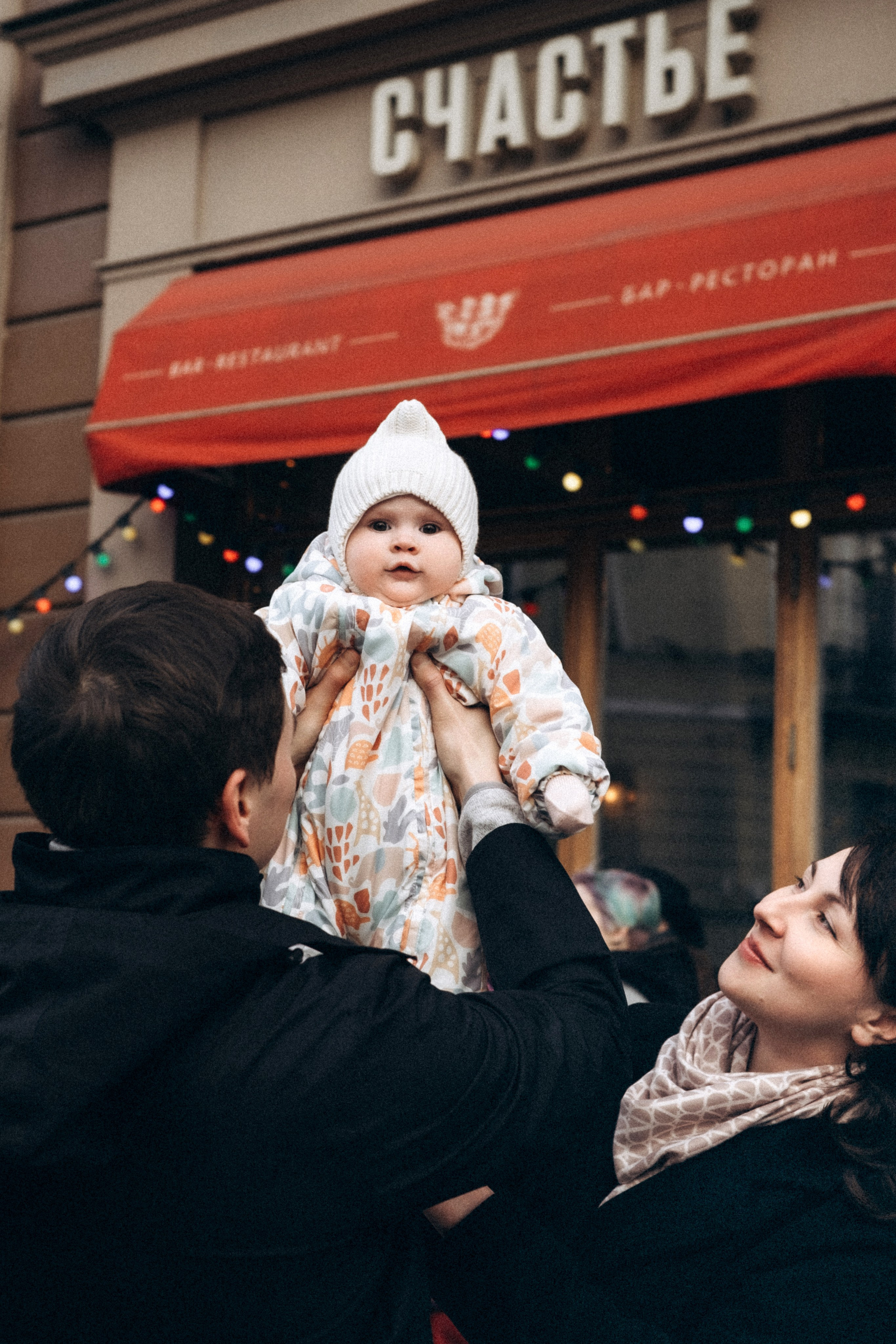 Прогулка у Исаакиевского собора. Фотограф в Санкт-Петербурге Кристина Брянская