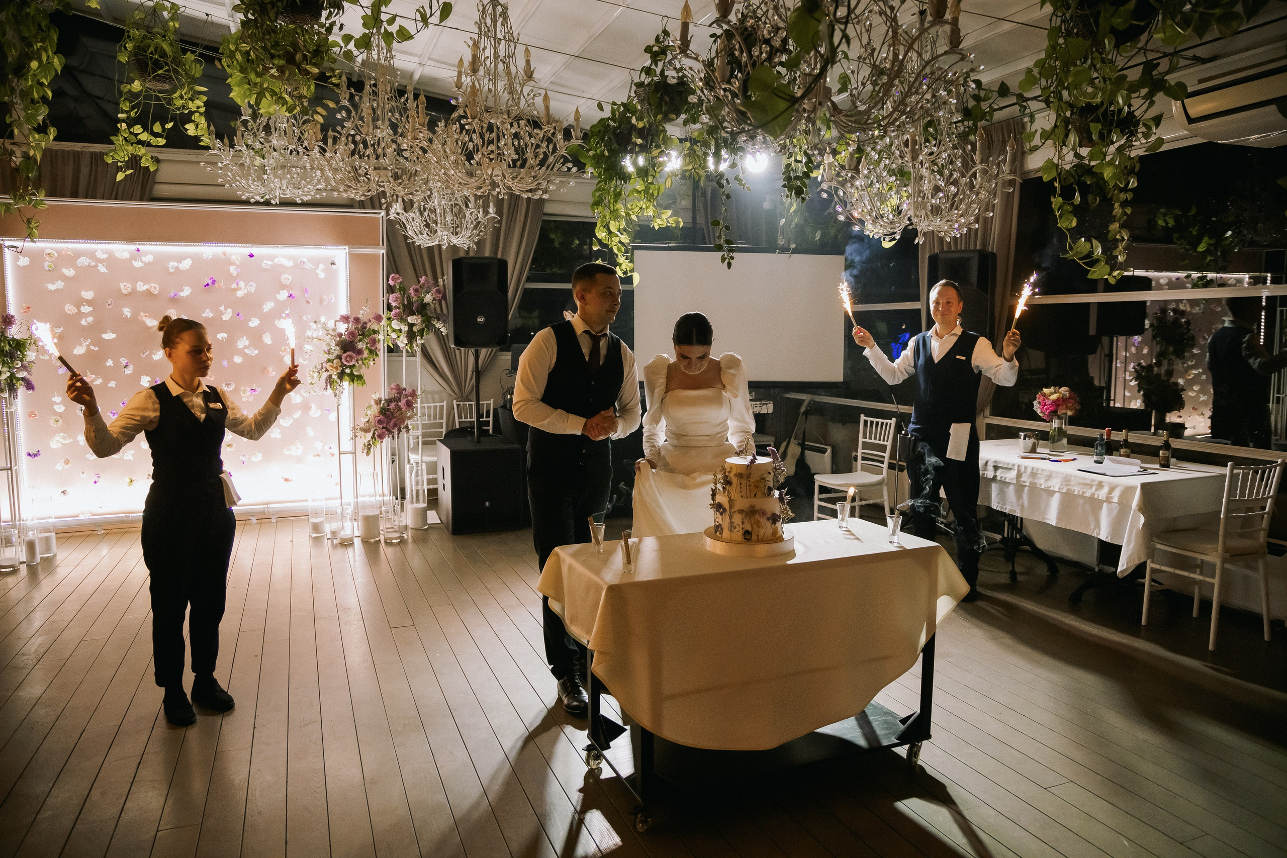 Яна и Святослав. Свадебный день. Свадебная фотография. Арина Рубах