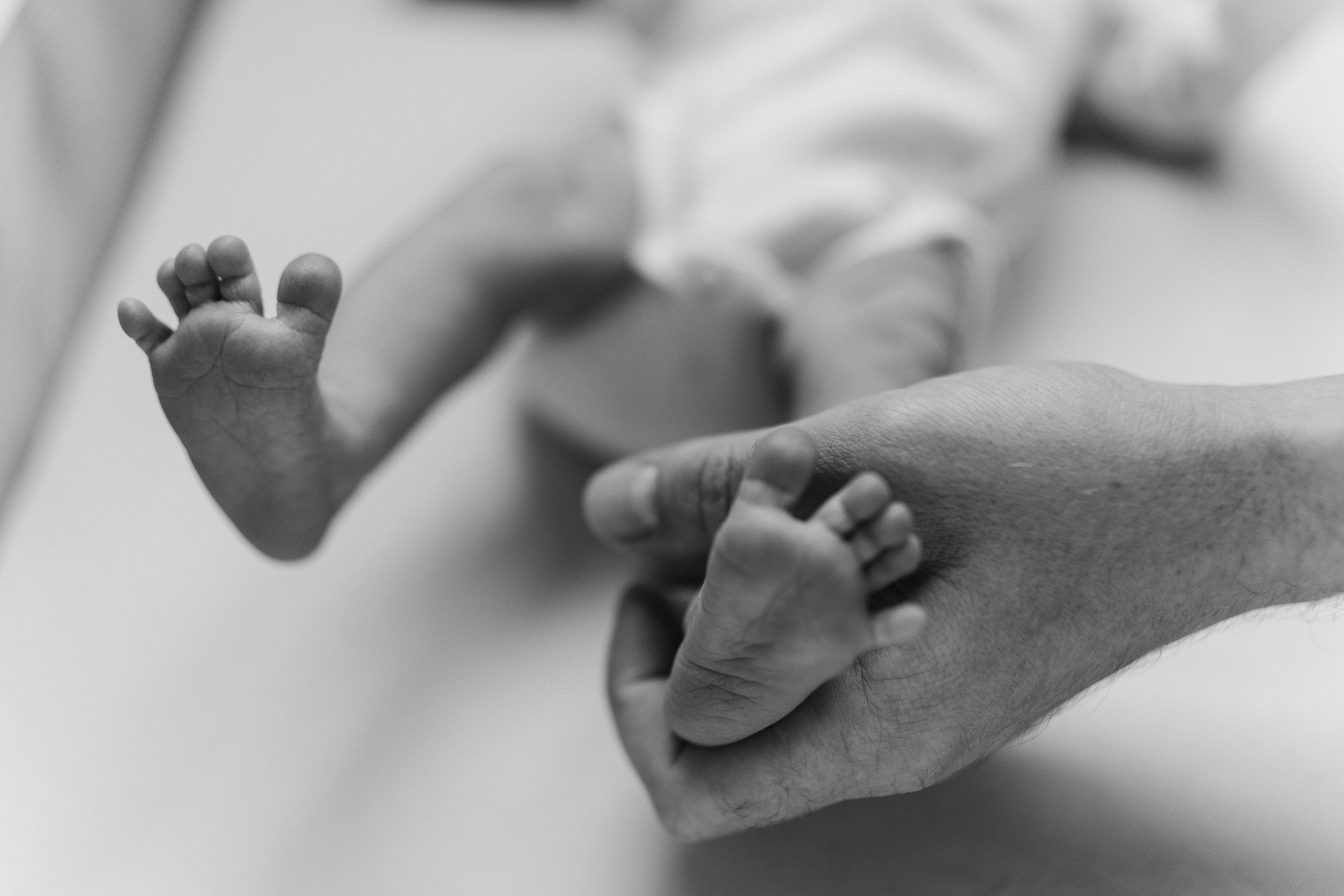 Blac & wight. Фотограф Новорожденных в Москве. Семейные истории в стиле LIFE