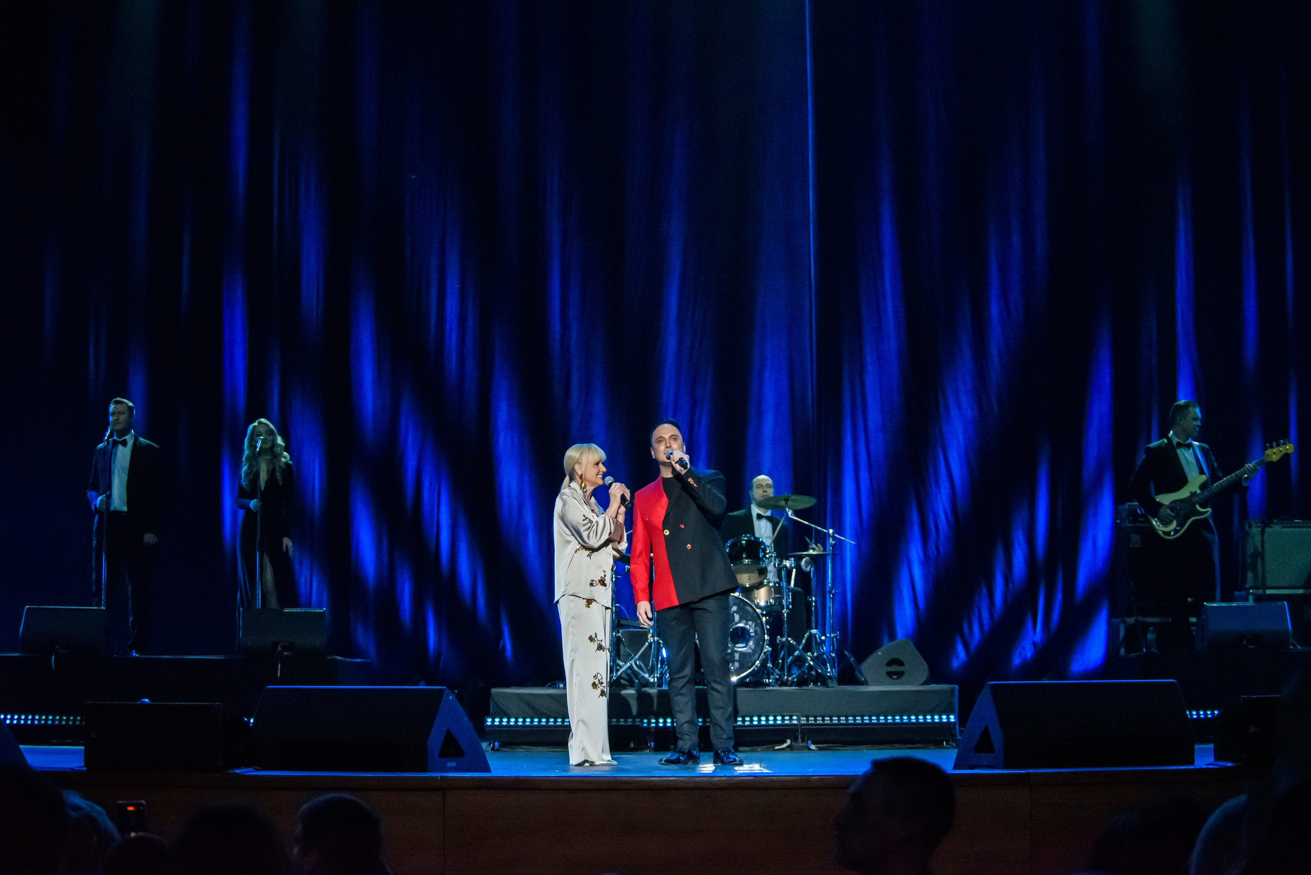 Лариса Рубальская «40 лет с песней по жизни» — Крокус Сити Холл. Бренд-фотограф для экспертов и блогеров в Москве Влада Горбовская