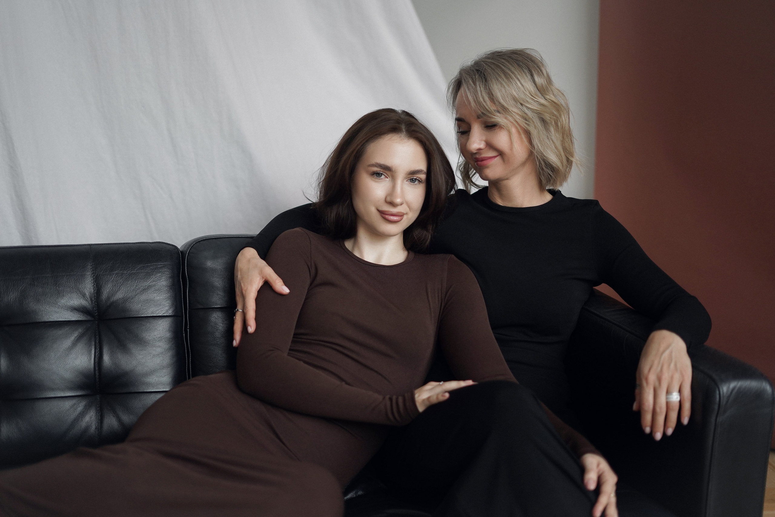 Василиса и Анна. Свадебный и портретный фотограф в Санкт-Петербурге Софья Каркачева