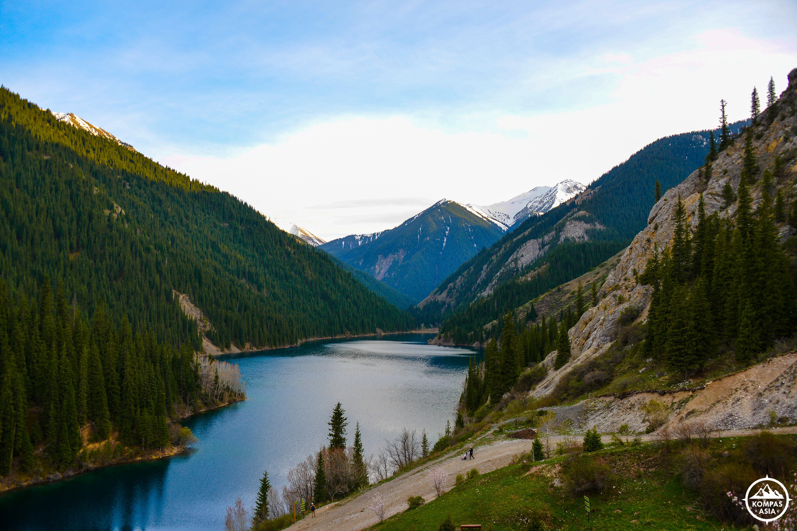 Туризм. Фотосъёмка. Фотограф Сергей Авдеев-семейный и детский фотограф в Алматы