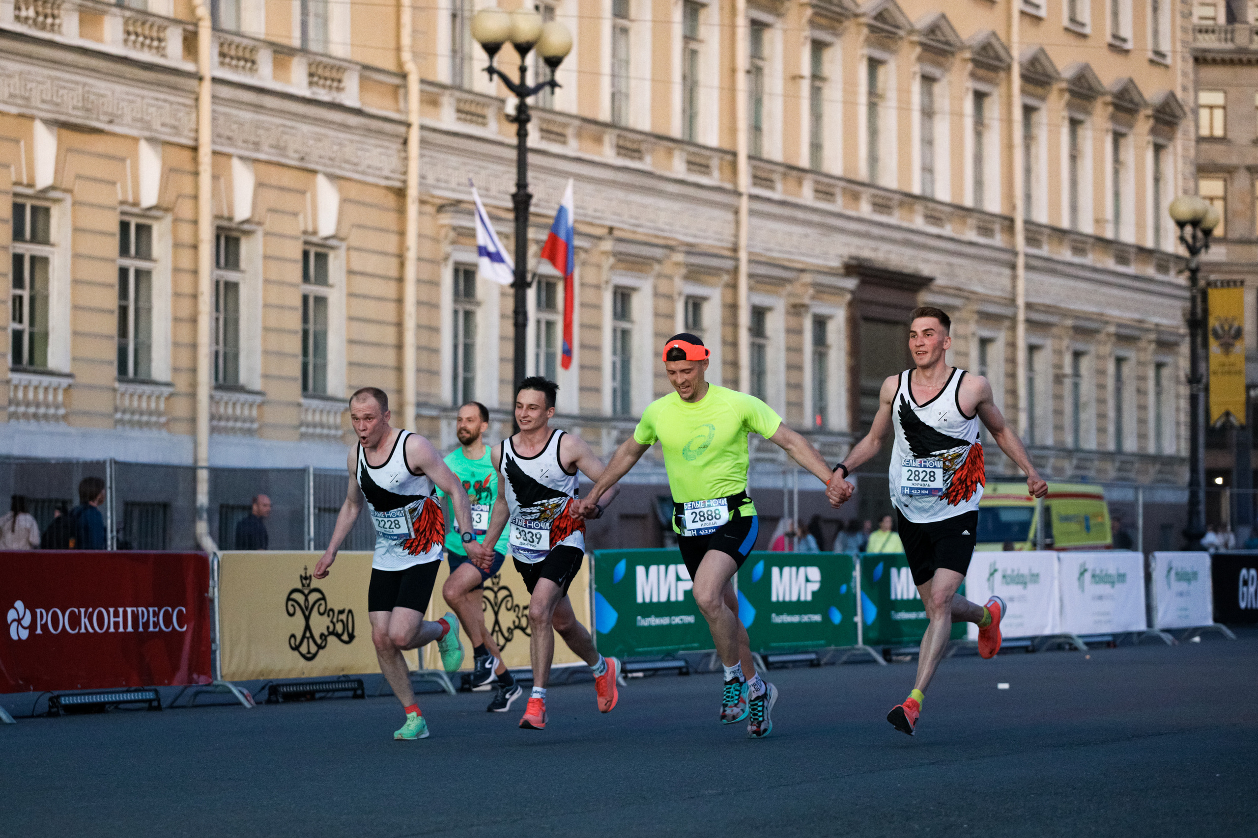 Фотоотчет Марафона «Белые Ночи» – спортивная съемка и репортаж. Репортажный фотограф Москва Сергей Мирошников
