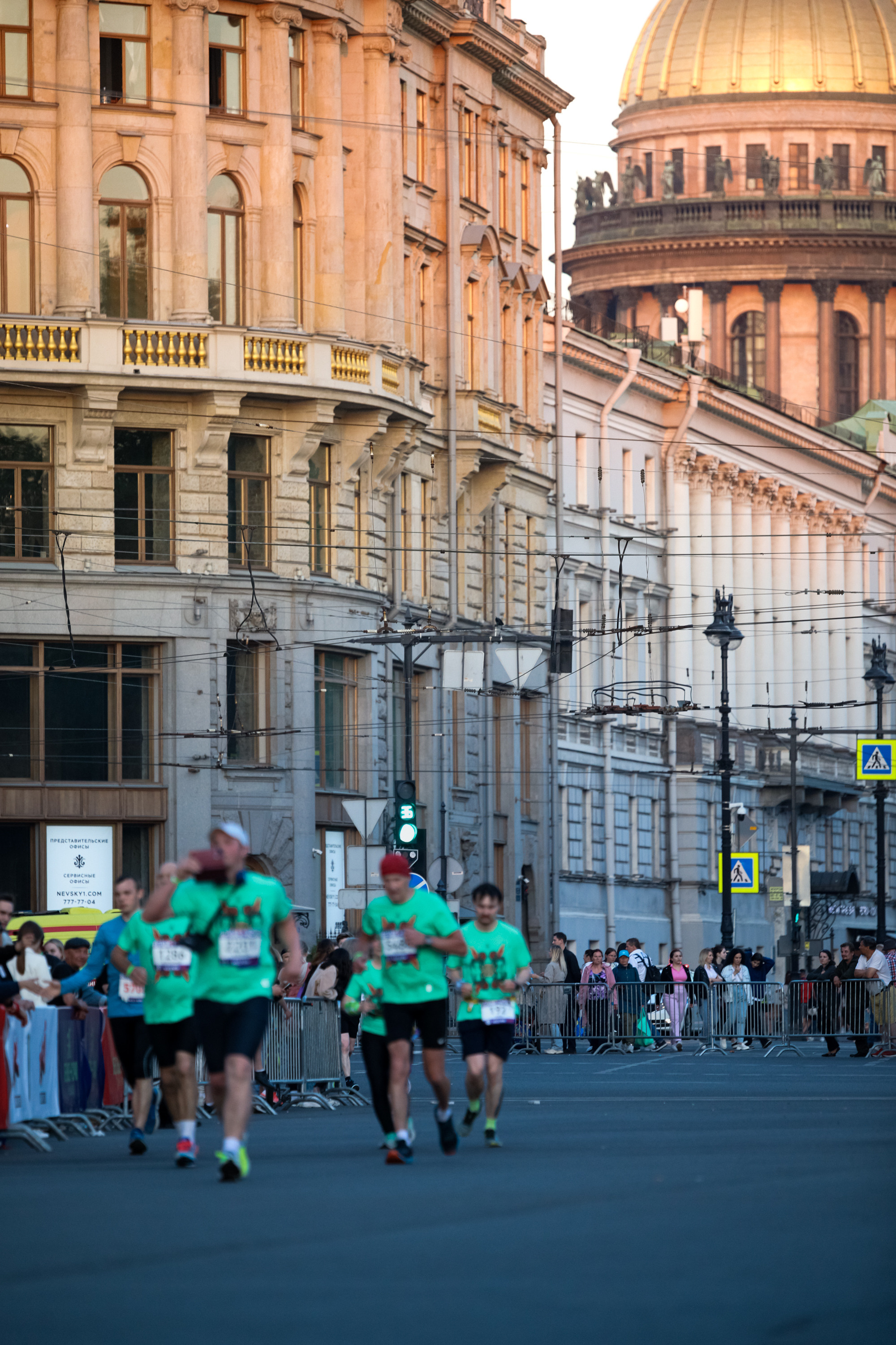 Фотоотчет Марафона «Белые Ночи» – спортивная съемка и репортаж. Репортажный фотограф Москва Сергей Мирошников