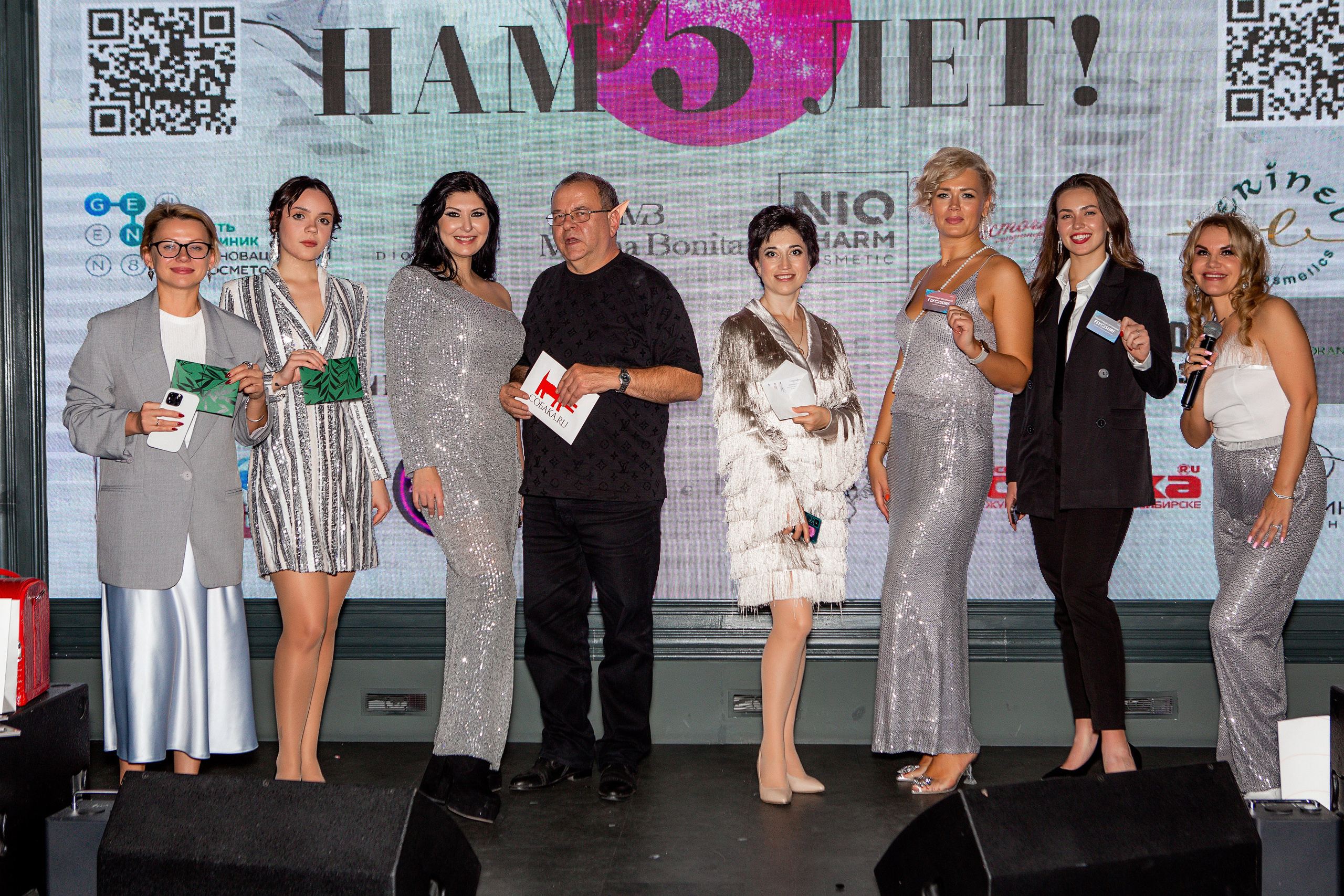 5 лет Женскому клубу. Контент фотограф, съемка для маркетплейсов, фуд съемка и репортажи в Новосибирске Ралия Галеева