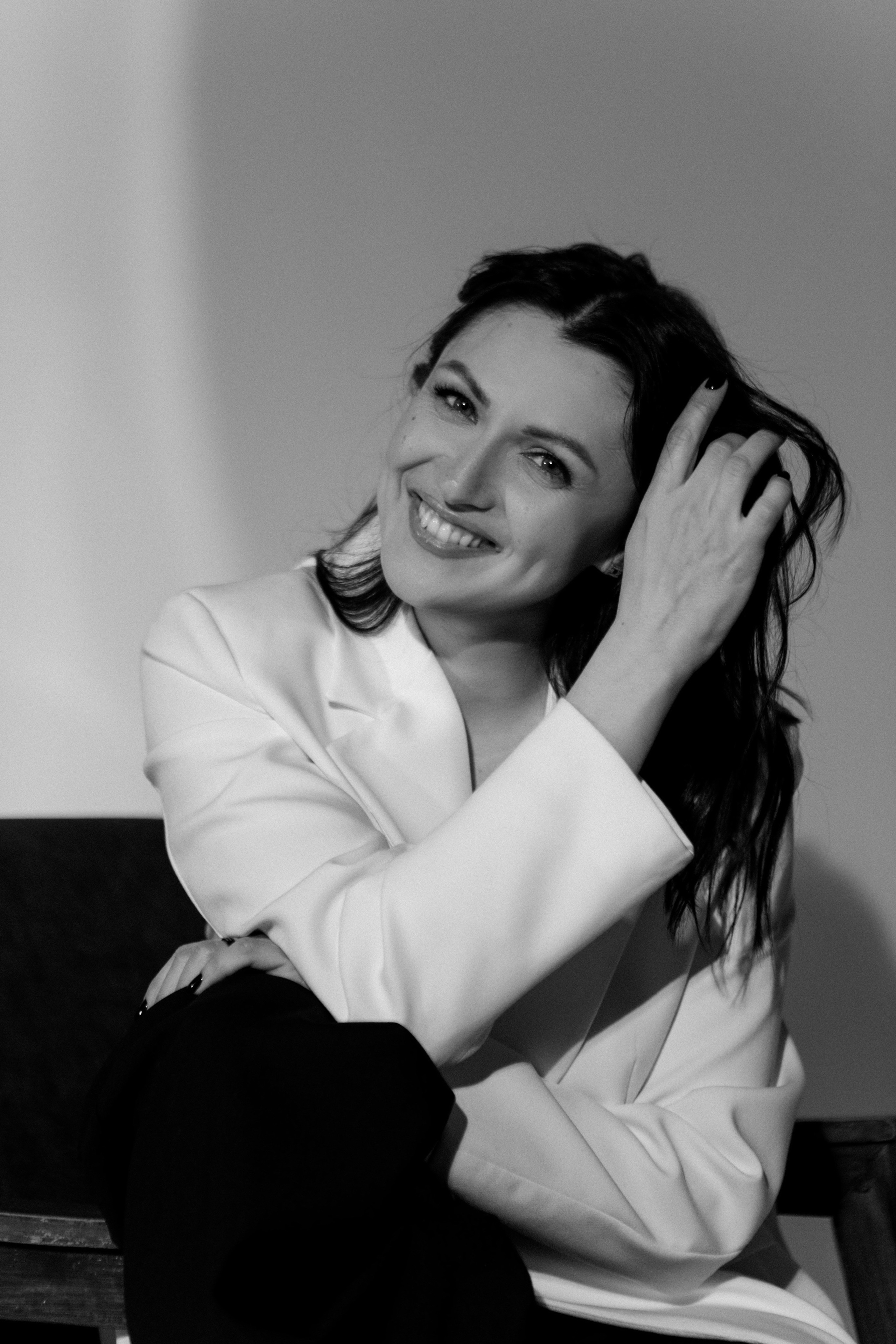 Анна ч/б. Главная