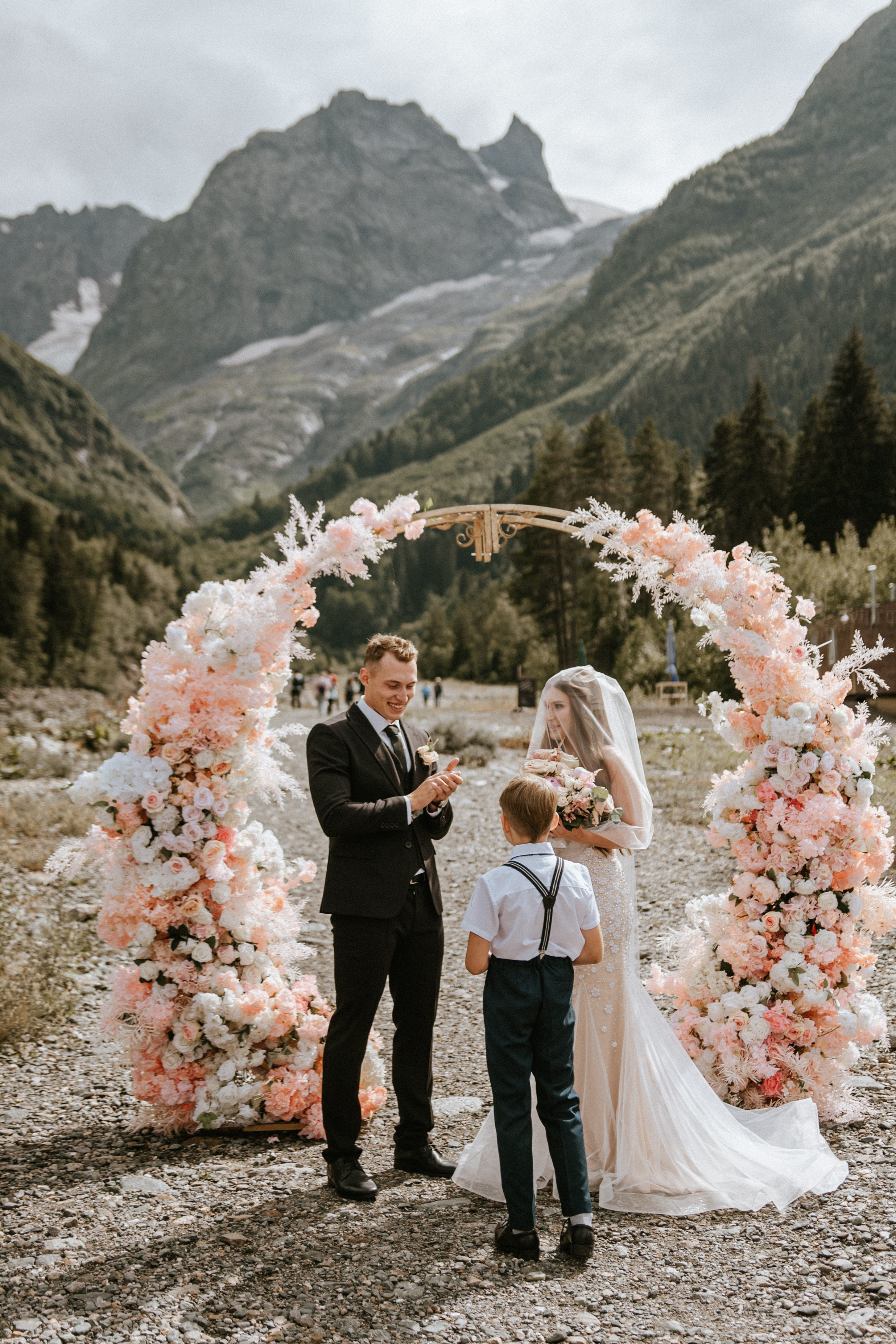 ANDREY & ELIZAVETA | DOMBAY. Фотограф Настя Конник | Пятигорск | Эльбрус | Домбай | Архыз