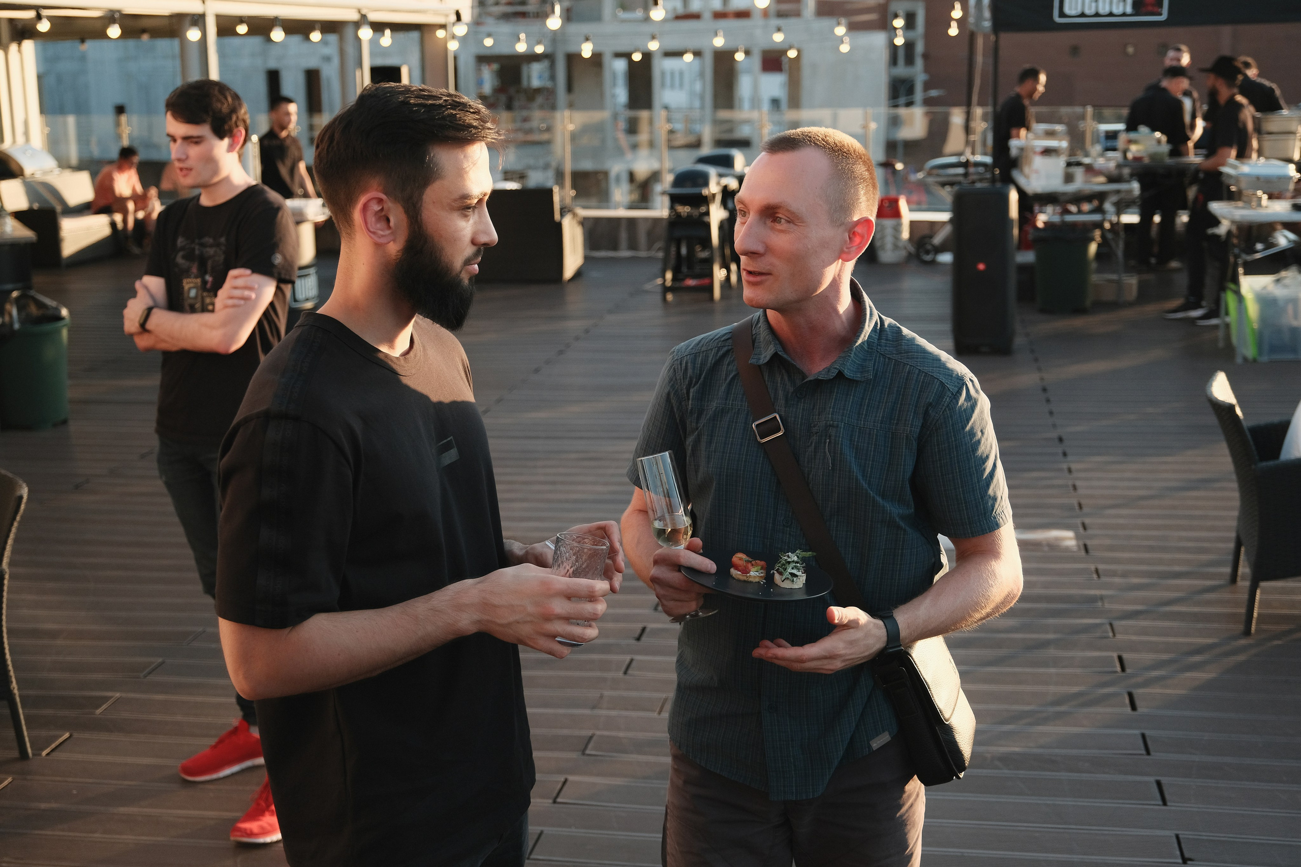 На корпоративной вечеринке в Москве.