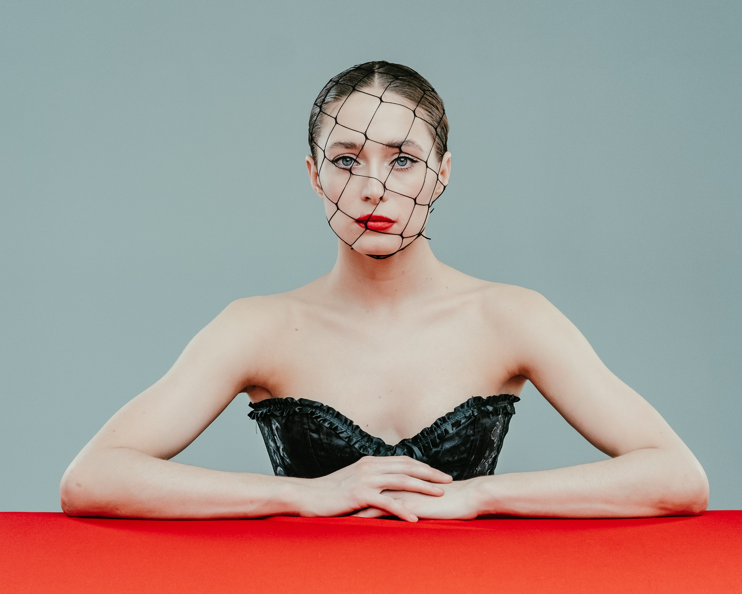 В сетке. Professional photoartist in St. Petersburg (wedding, reportage, portrait, model book, love story) Alexander Shvedov