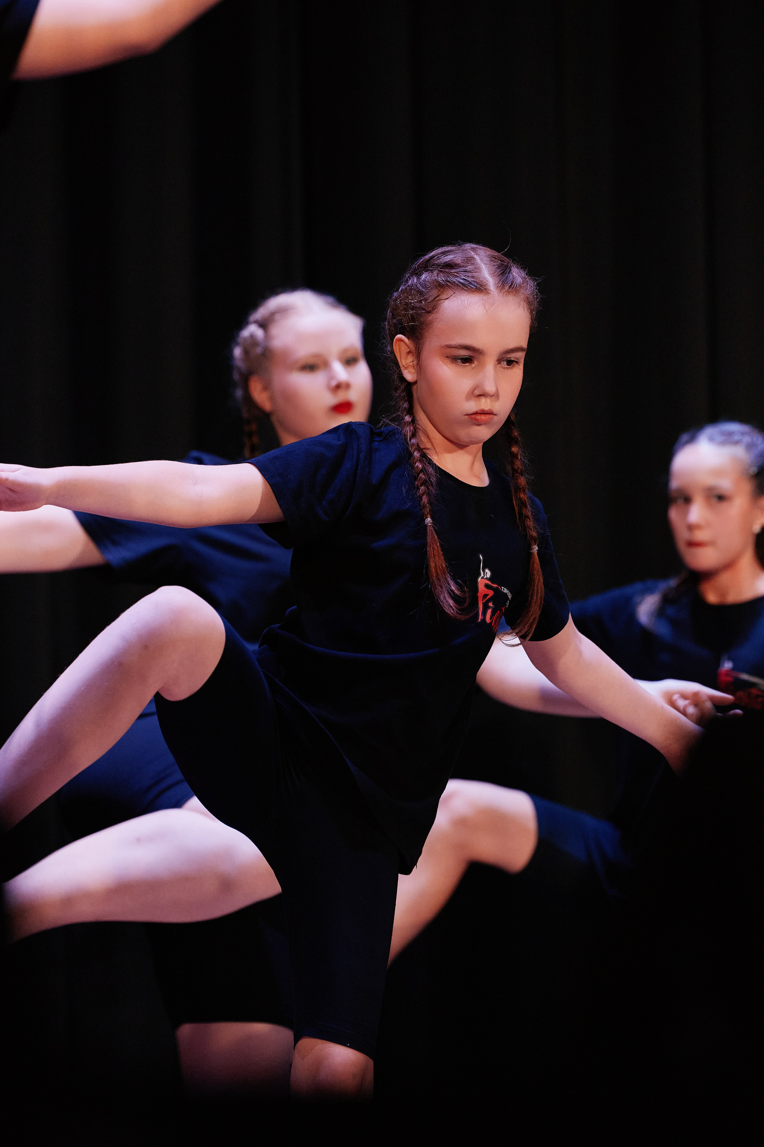 Концерт танцевальной студии Фиеста 08.06. Свадебный репортажный фотограф краснодар максим дремов дрёмов фотосессия студия цена