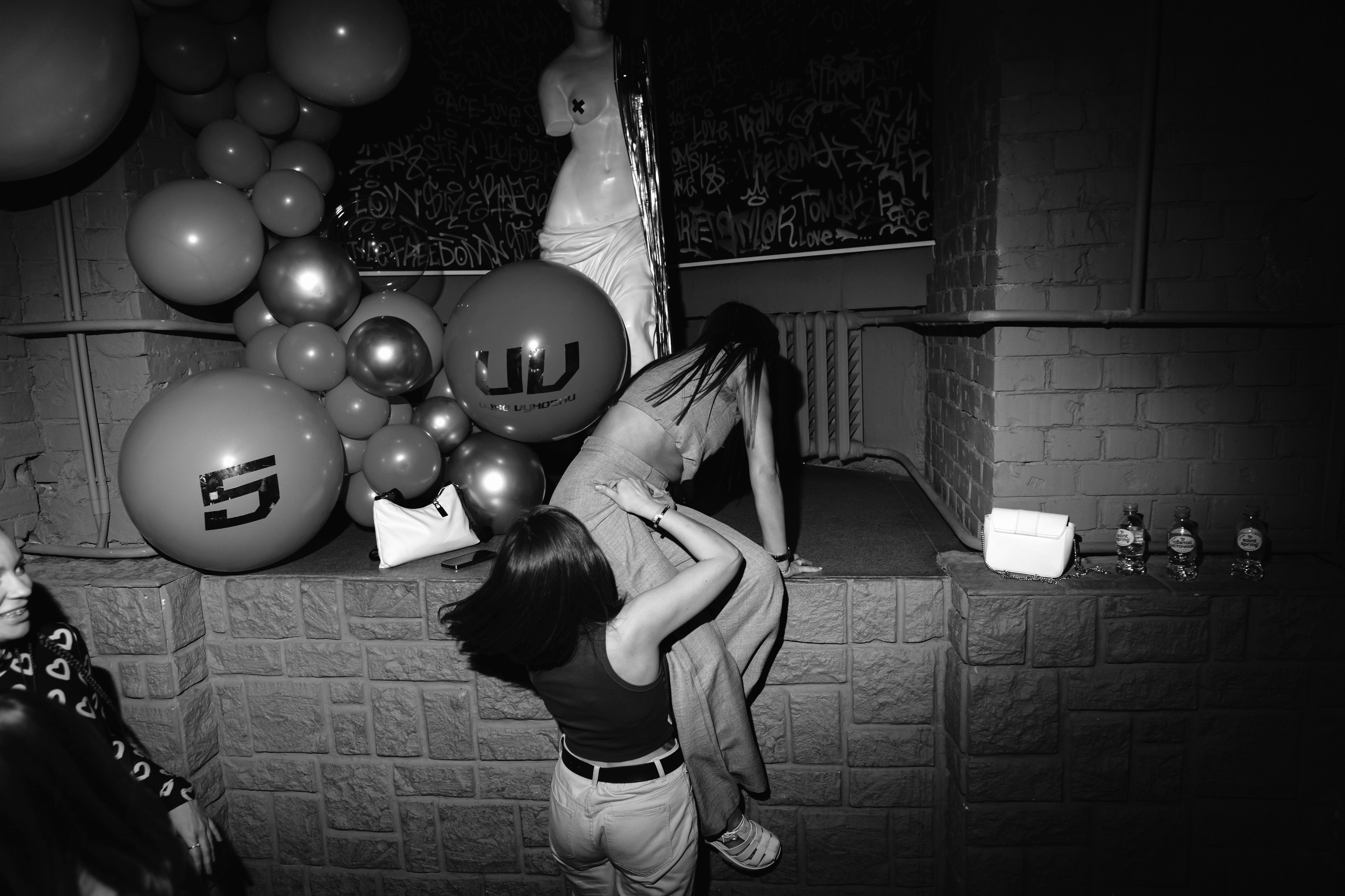 UZHE VYHOZHU — 5 years. Фотограф @alexandradmitrievaph