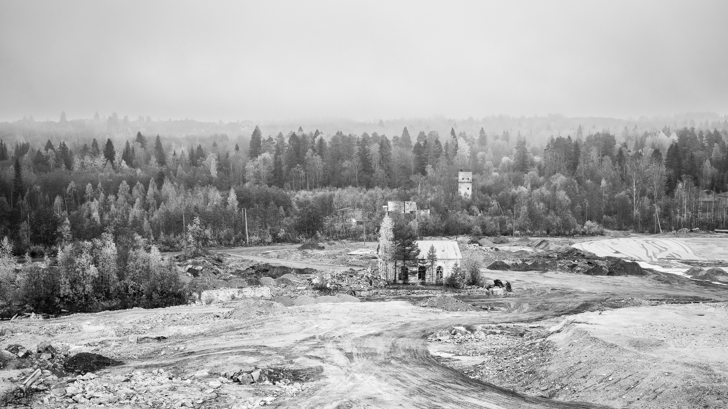 Василий Пиндюрин — визуальный художник и портретный фотограф в Санкт-Петербурге