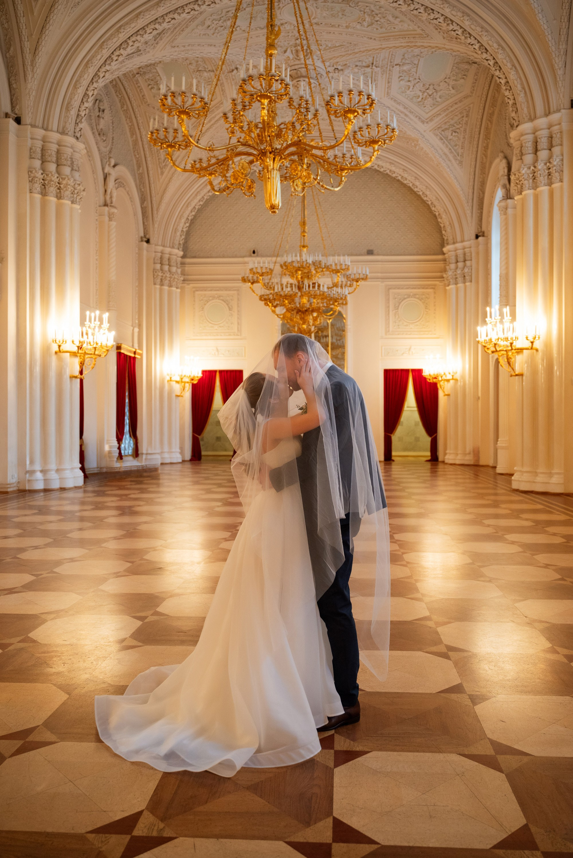 Павел и Антонина | 03.12.23. Свадебный фотограф в Санкт-Петербурге Владислава Тюльпина