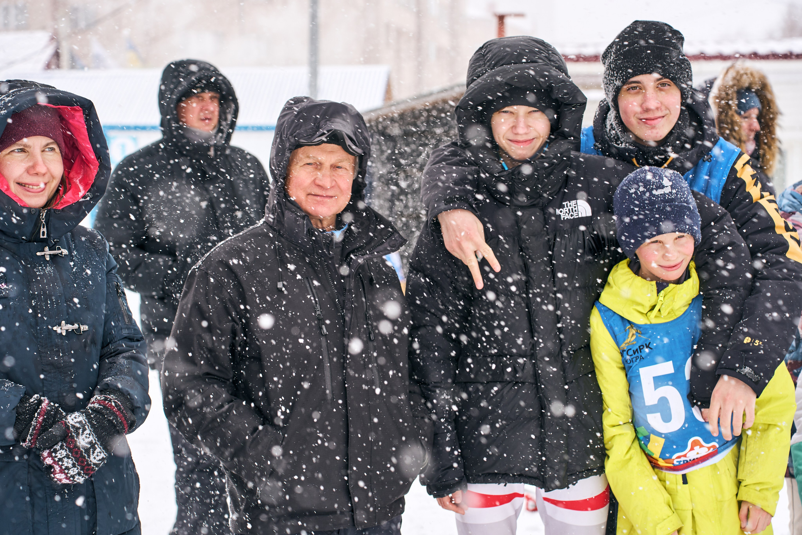 Соревнования по горным лыжам. Лайфстайл фотограф в Ханты-Мансийске Мария Шишкина