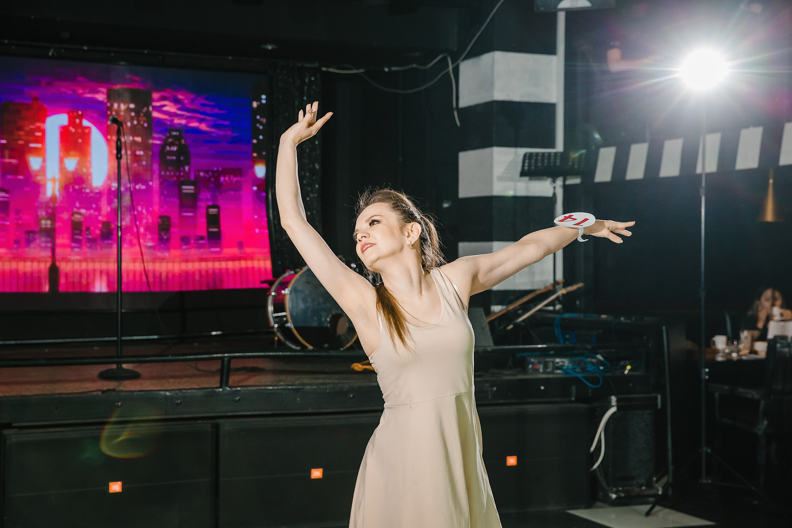 Шоу Талантов Миссис Бурятия. Фотограф и видеограф в Улан-Удэ: Аюна Габагуева и Артём Шаханов