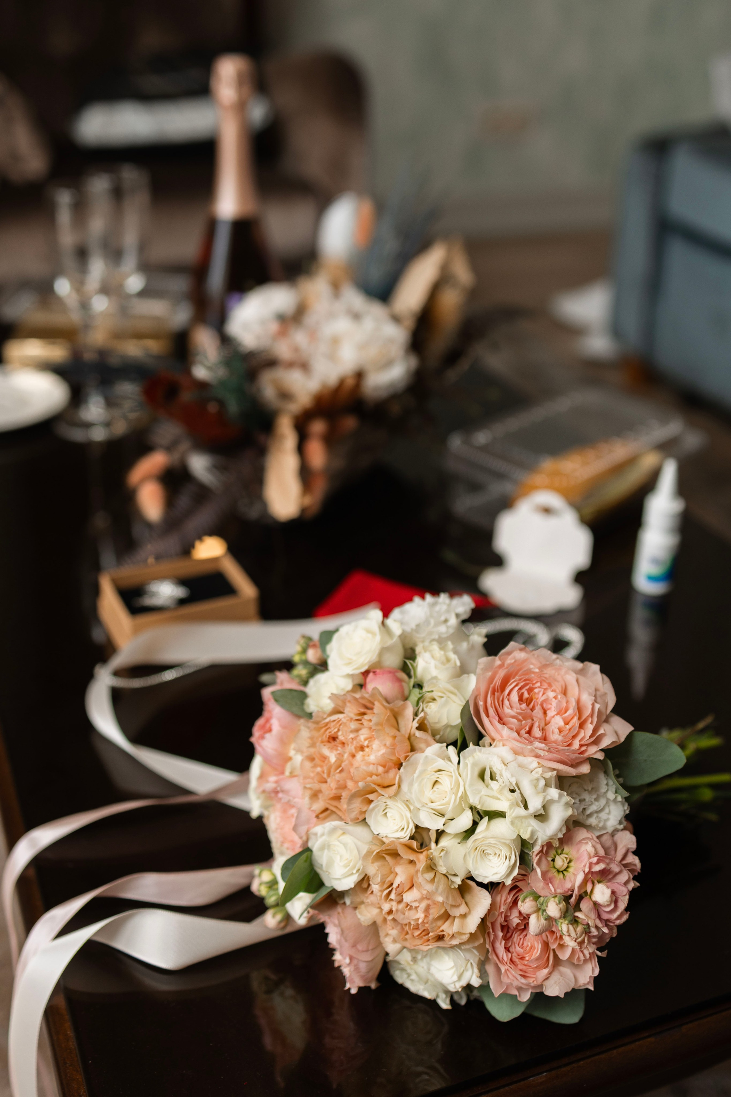 Wedding photographer Saint-Peterburg — живые свадебные фотографии. Pozdnishevkirill