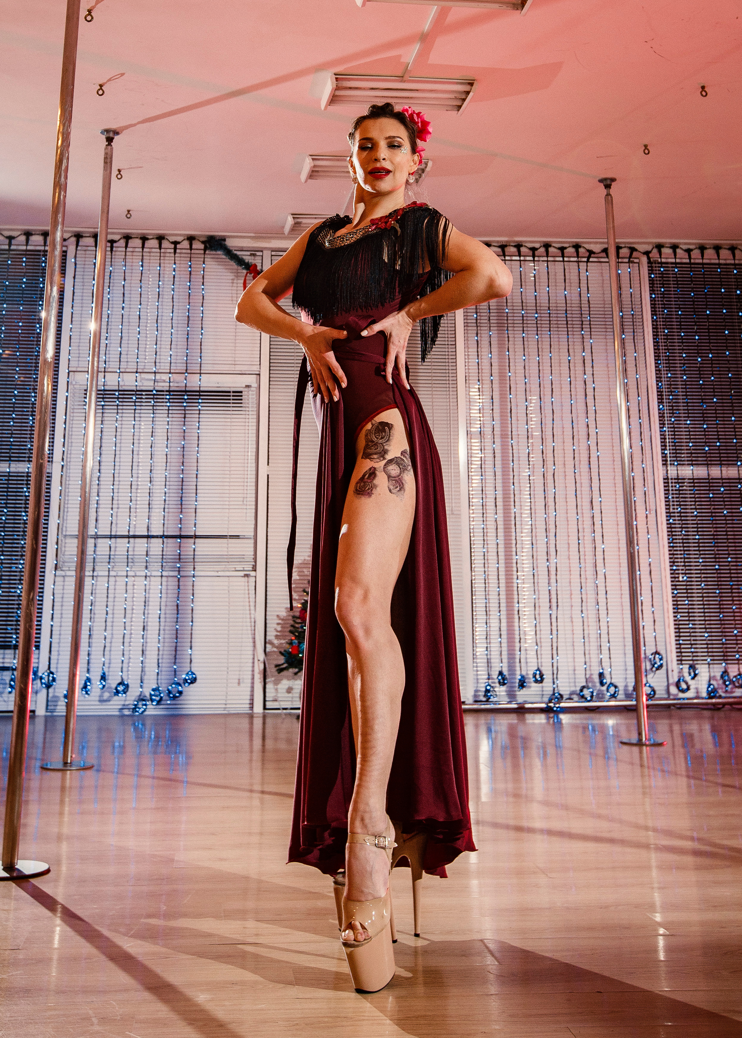 Mulen Rouge. Спасибо за проявленный интерес к моему творчеству! Меня зовут Россохат