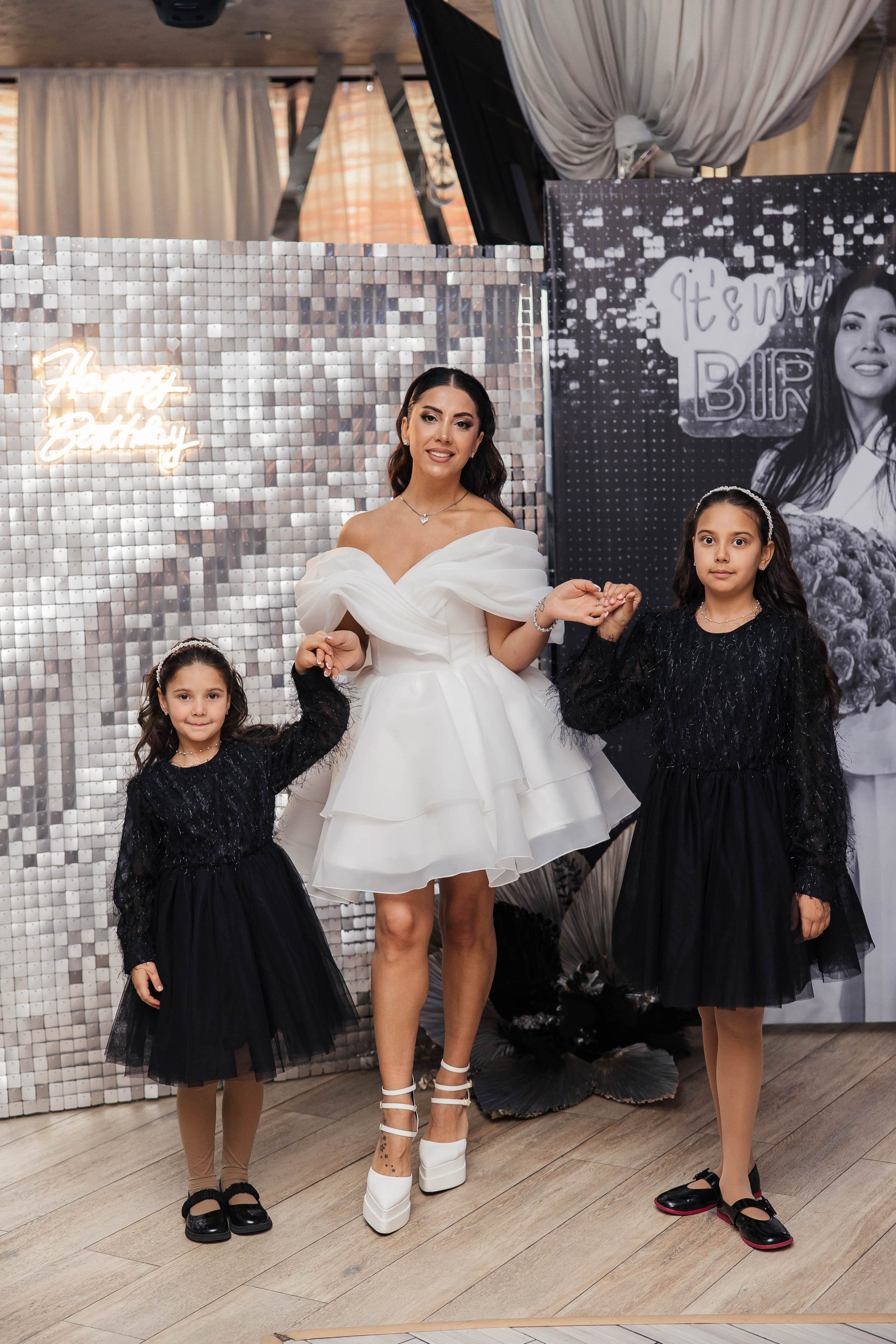 День Рождения Крис. Главная