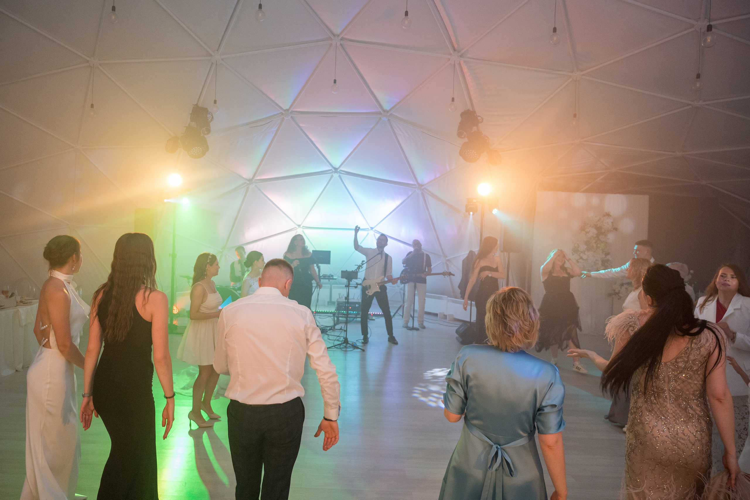 Данила & Олеся. Семейный и контент фотограф в Москве Alira