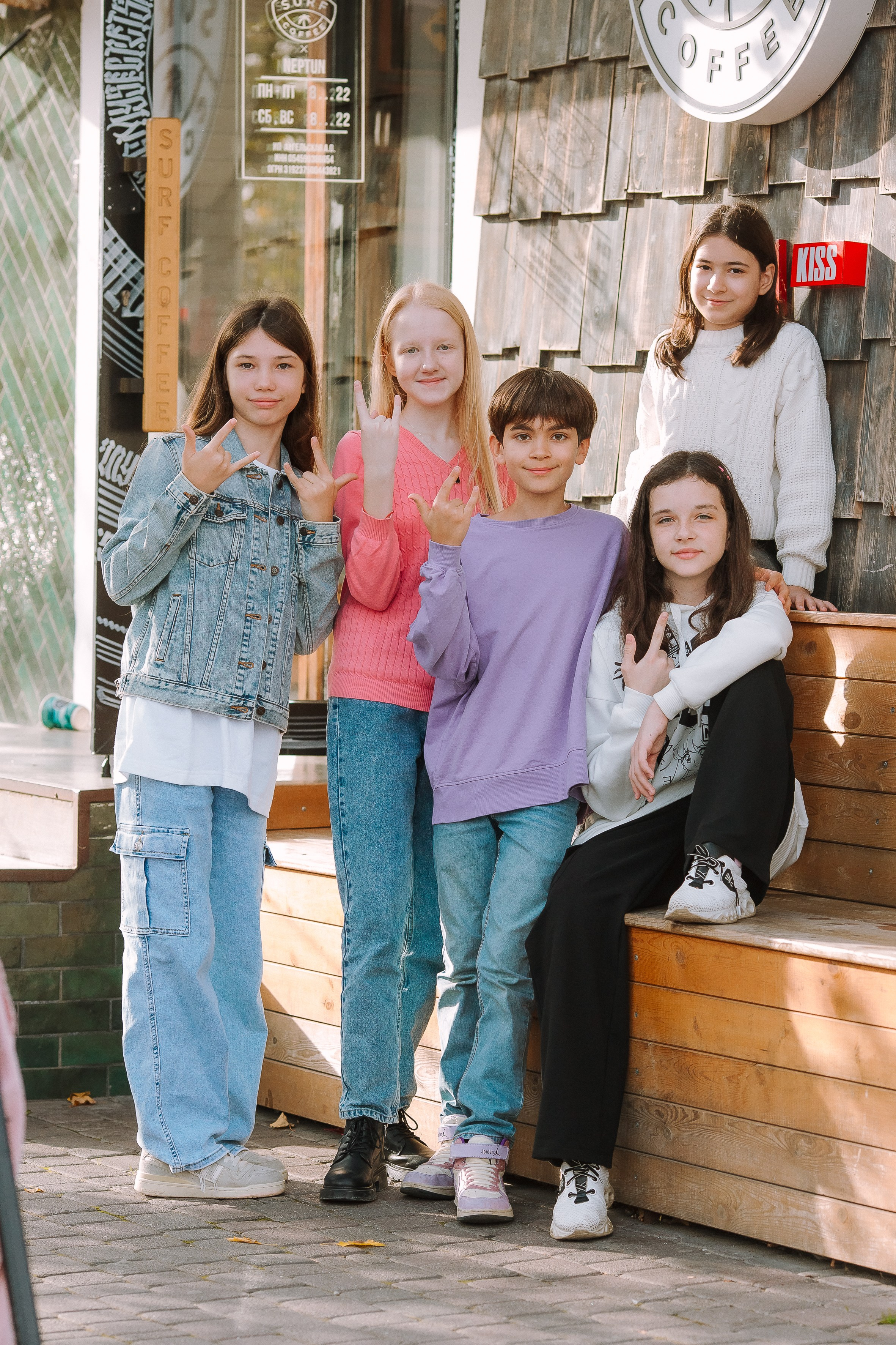 Начальная школа_ сквер Черняховского / Парк Фрунзе. Выпускные альбомы Натальи Бутко: Новороссийск, Анапа, Геленджик